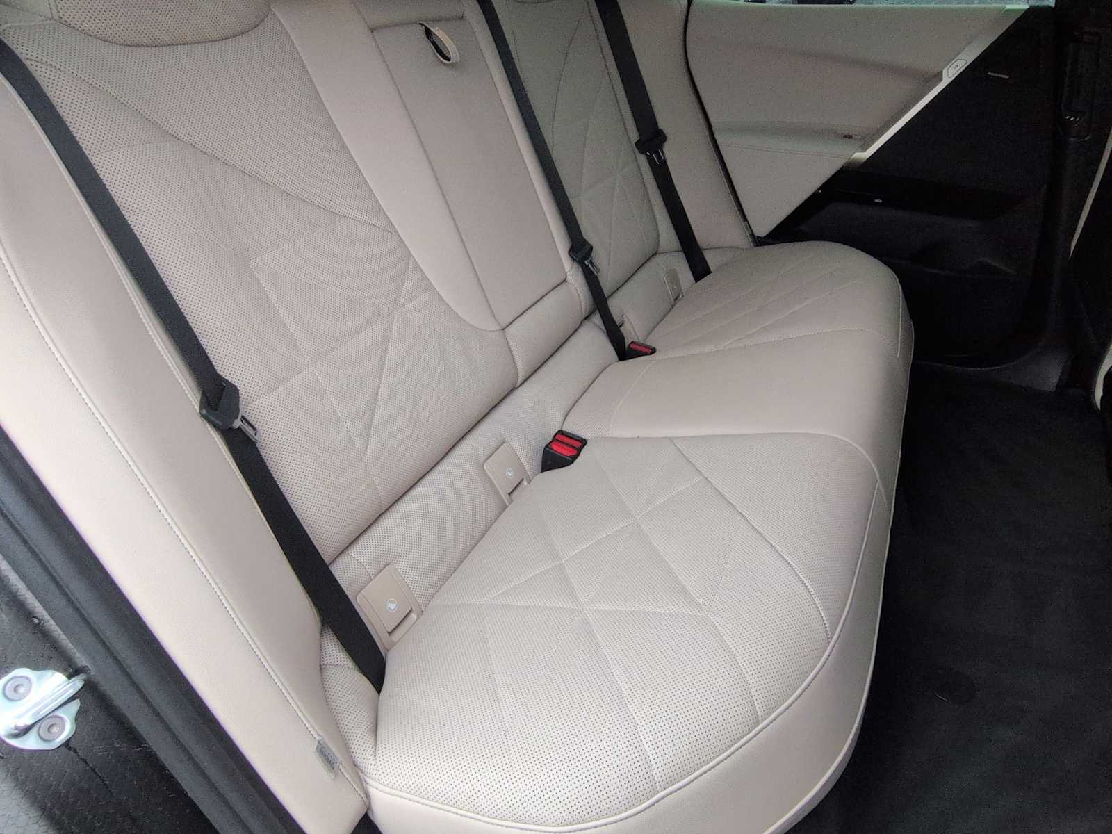 Thumbnail: 2023 BMW iX - 20