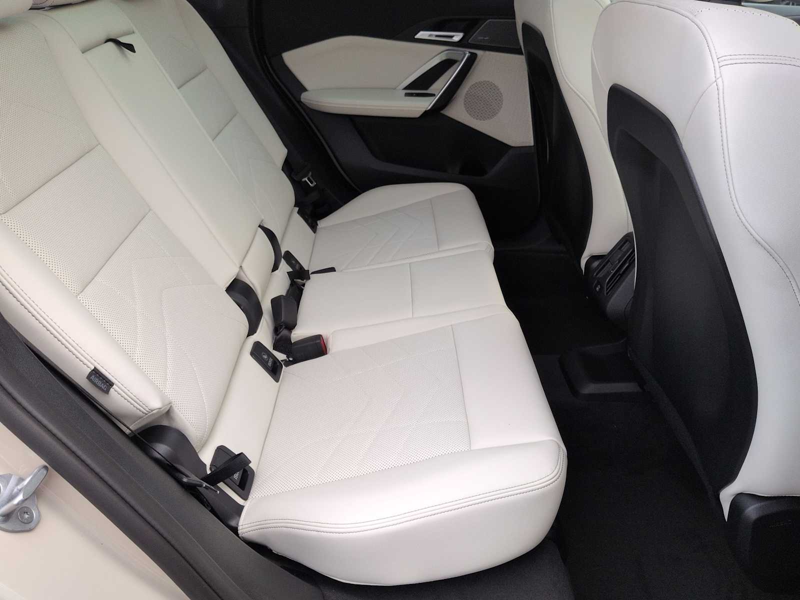 Thumbnail: 2026 BMW X1 - 22