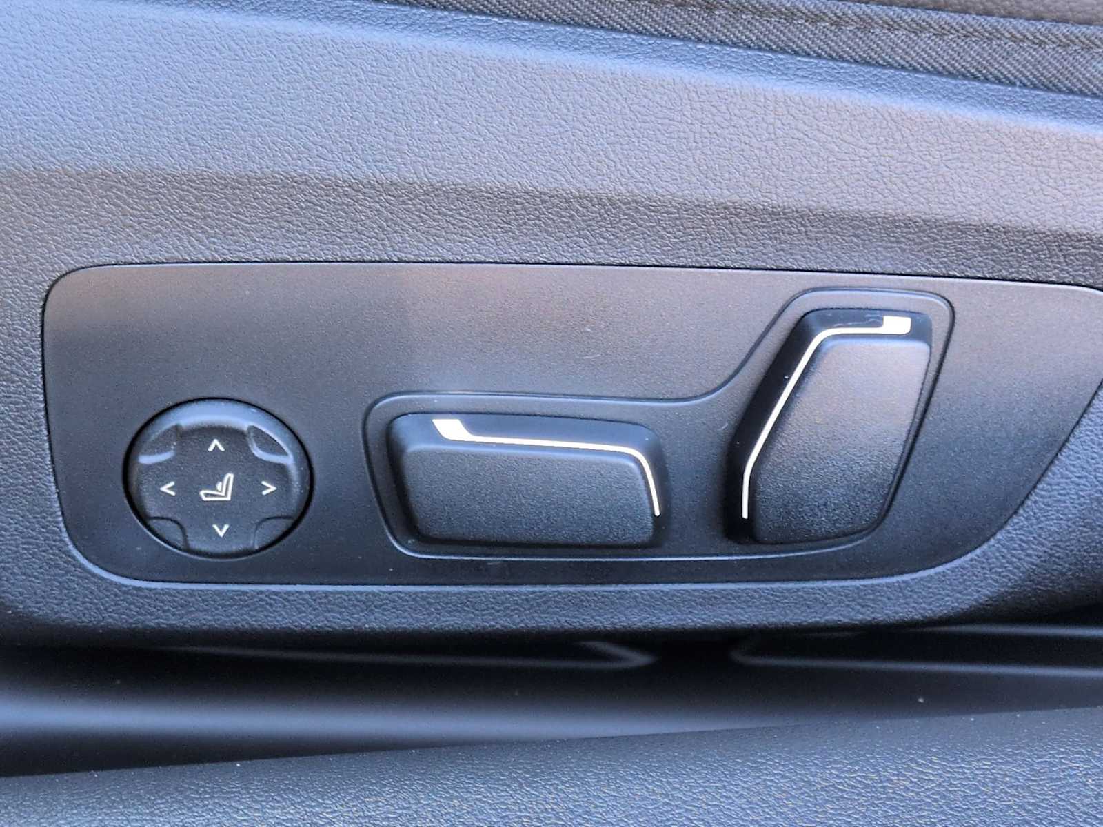 Thumbnail: 2026 BMW 4 Series - 17