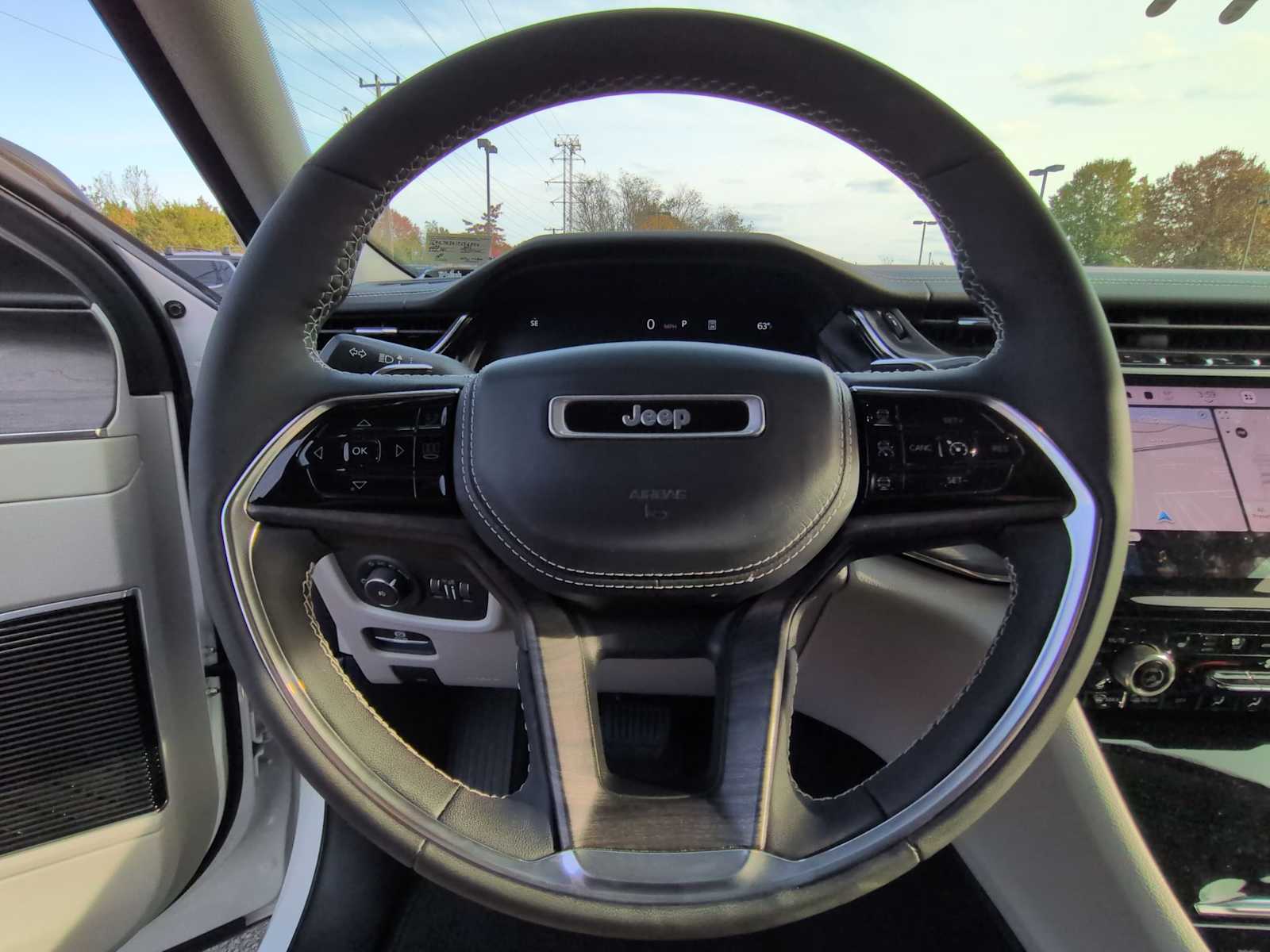 Thumbnail: 2023 Jeep Grand Cherokee - 25