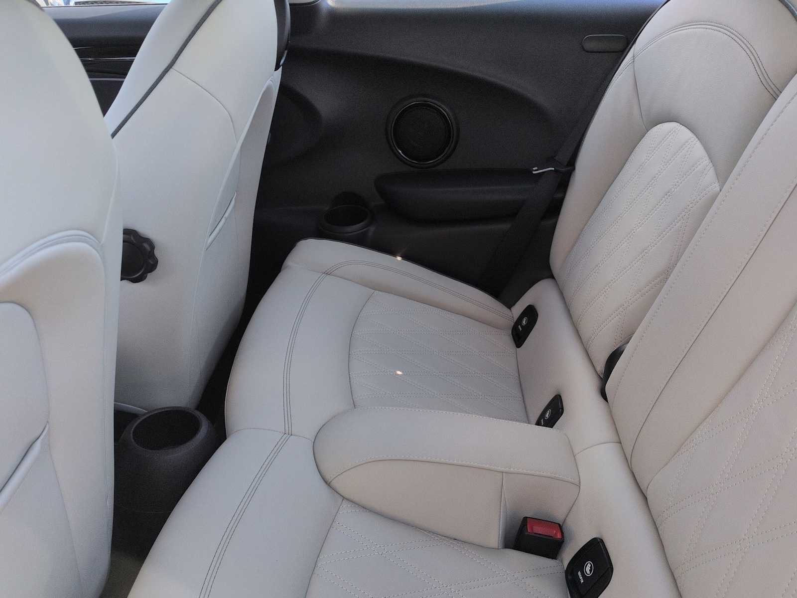 Thumbnail: 2024 MINI Cooper Hardtop - 21