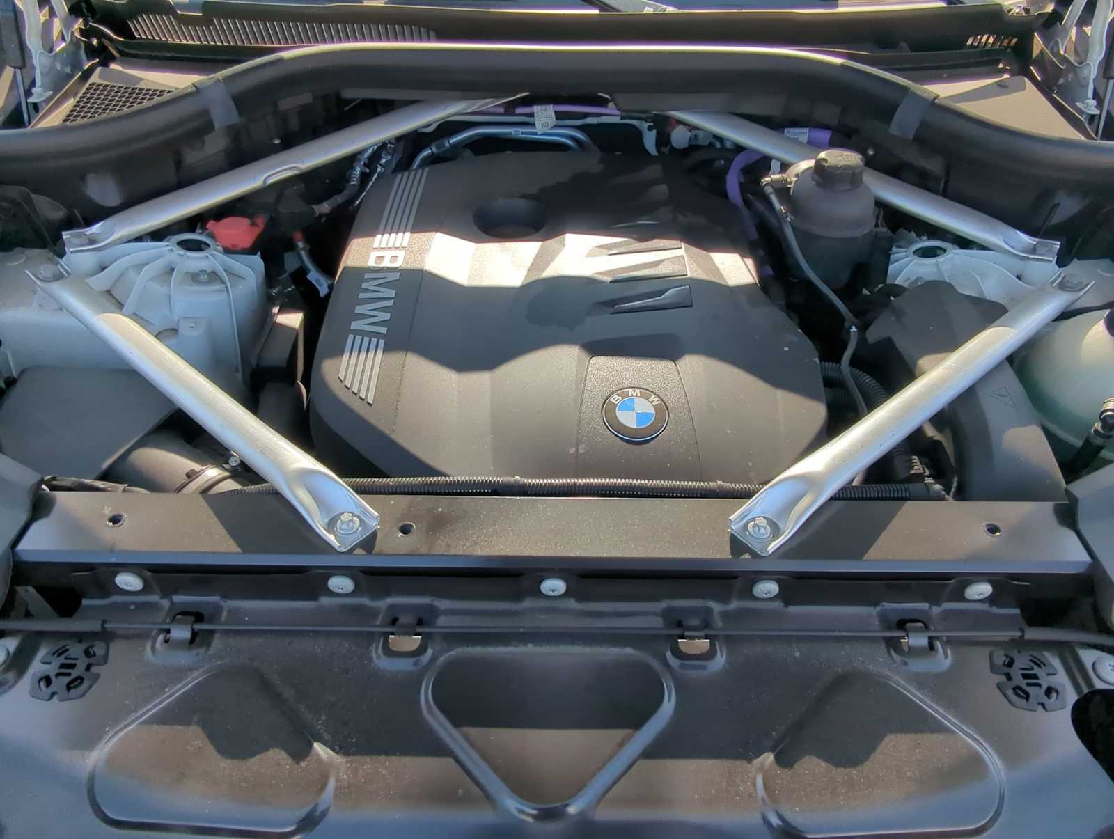 Thumbnail: 2025 BMW X5 - 14