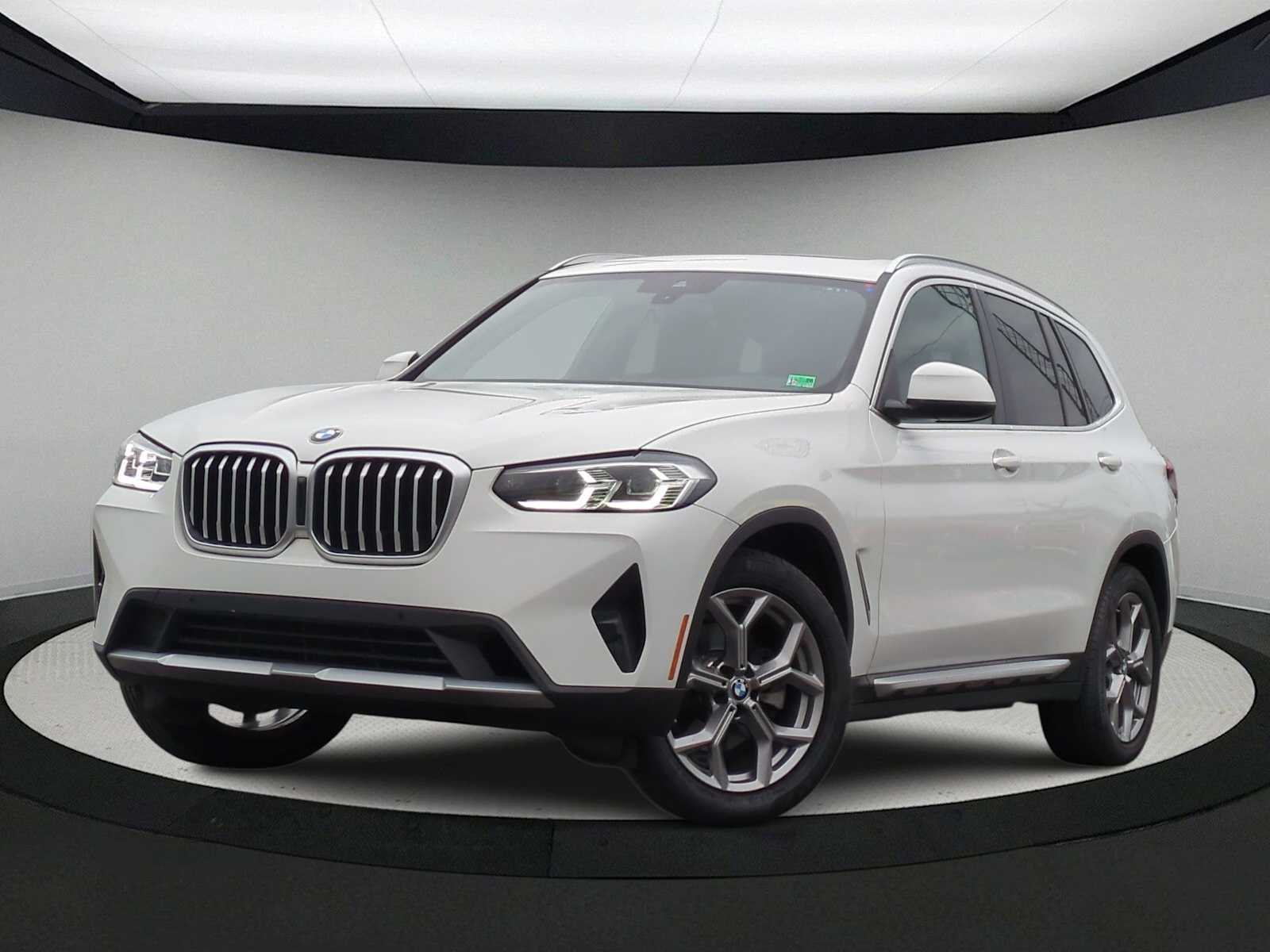 Thumbnail: 2023 BMW X3 - 1