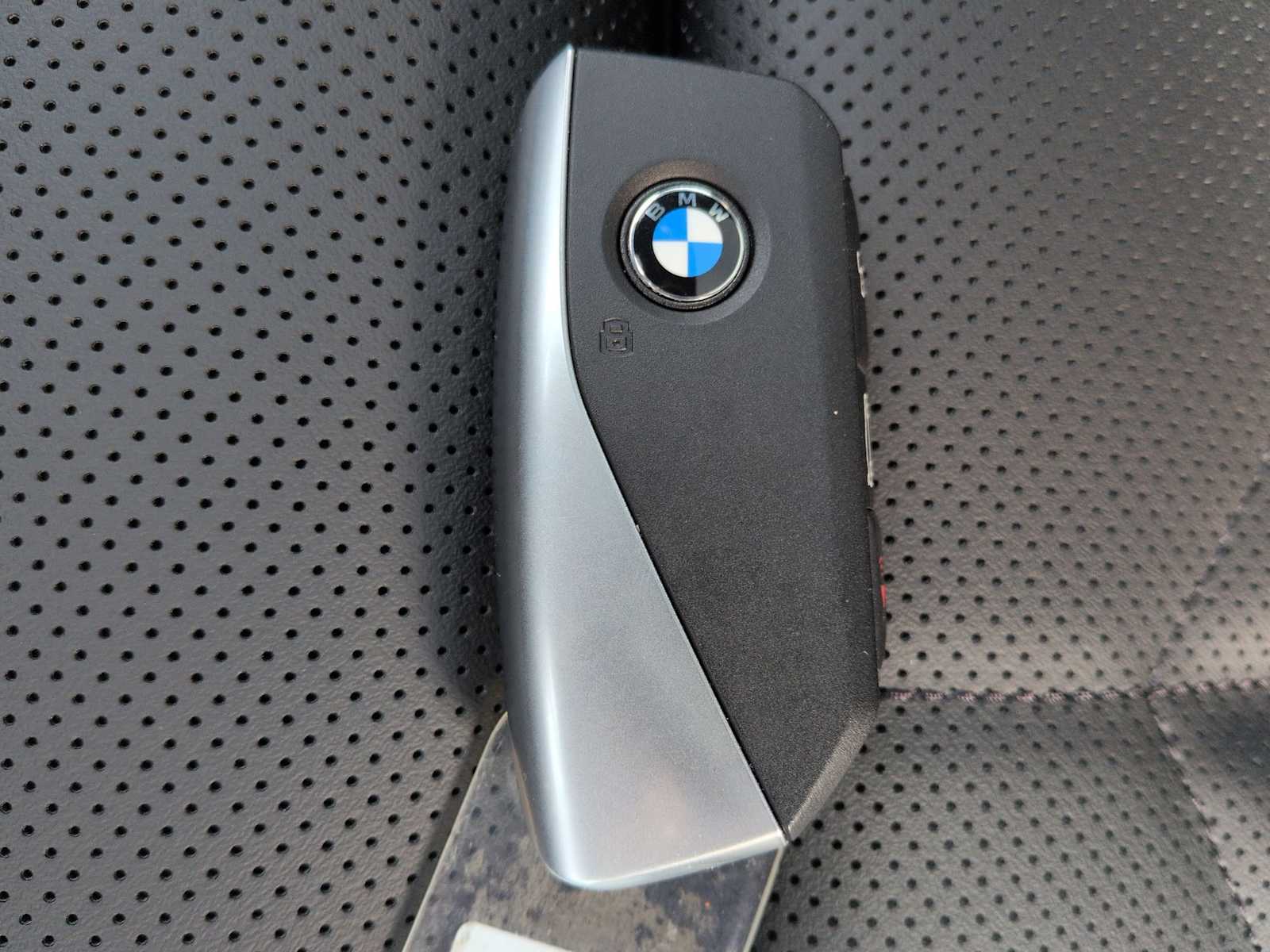 Thumbnail: 2026 BMW 5 Series - 36