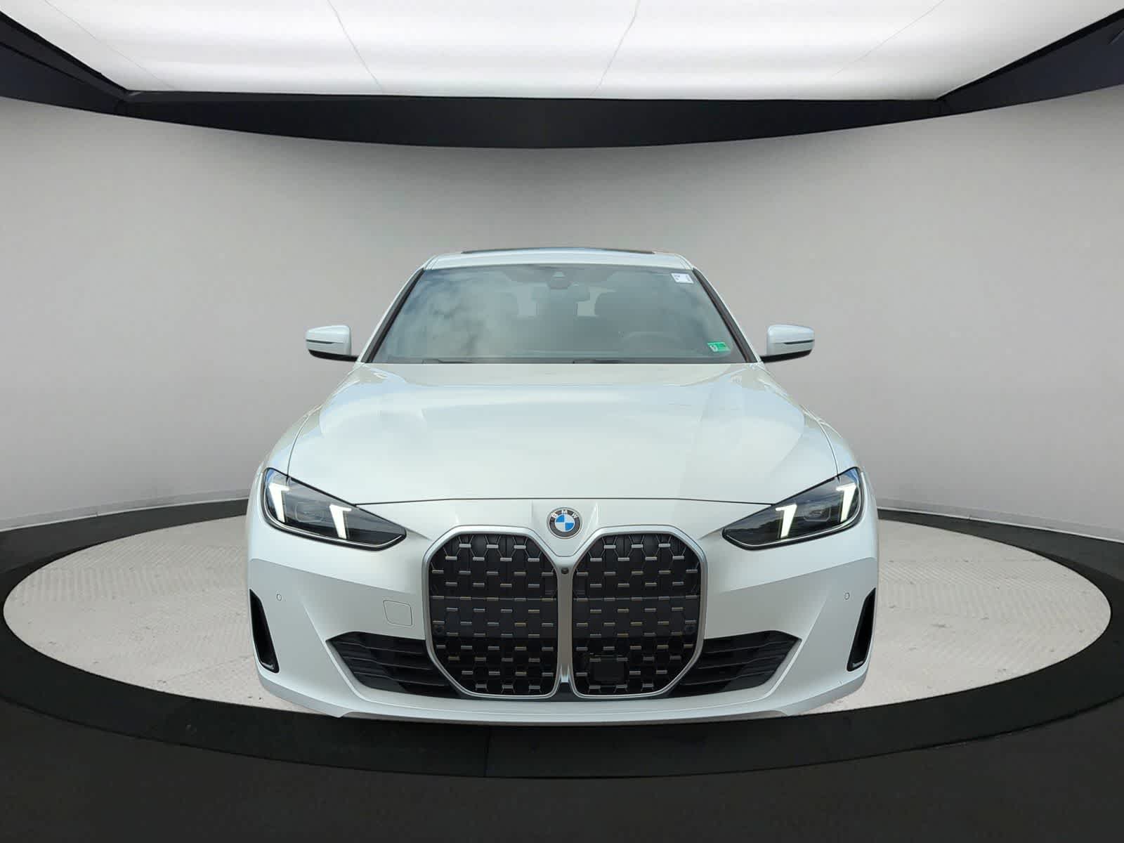 Thumbnail: 2025 BMW 4 Series - 3