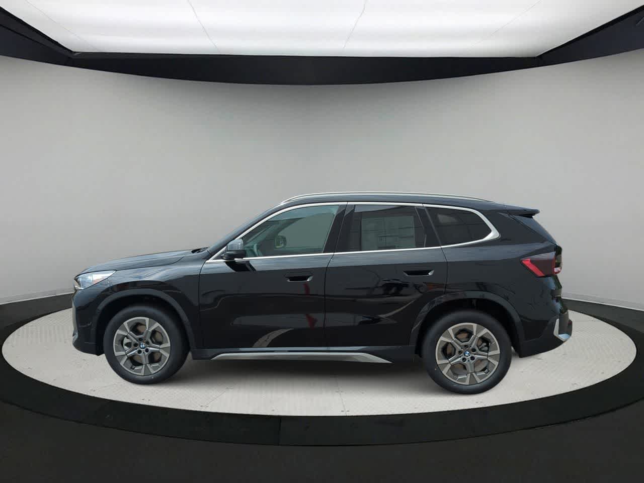 Thumbnail: 2025 BMW X1 - 5