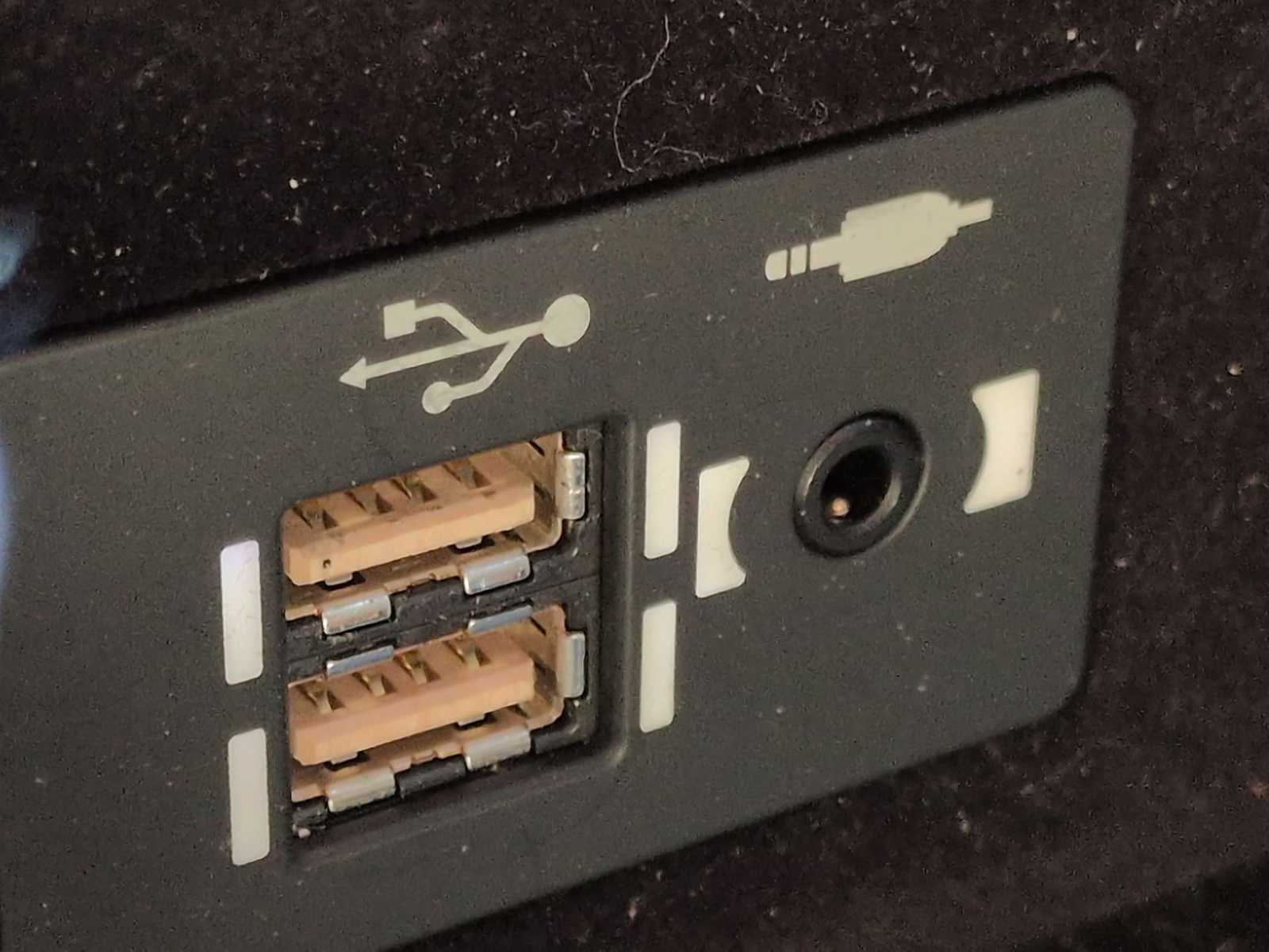 Thumbnail: 2021 Lexus LC - 29