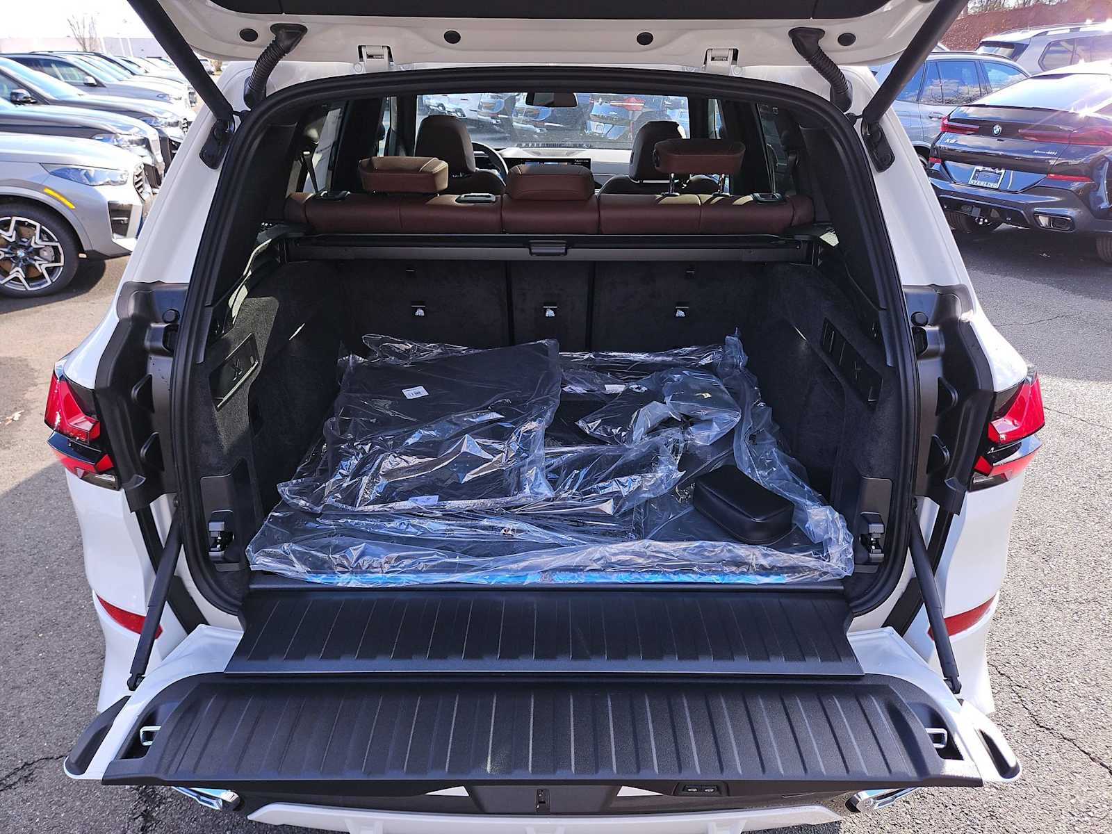 Thumbnail: 2026 BMW X5 - 37