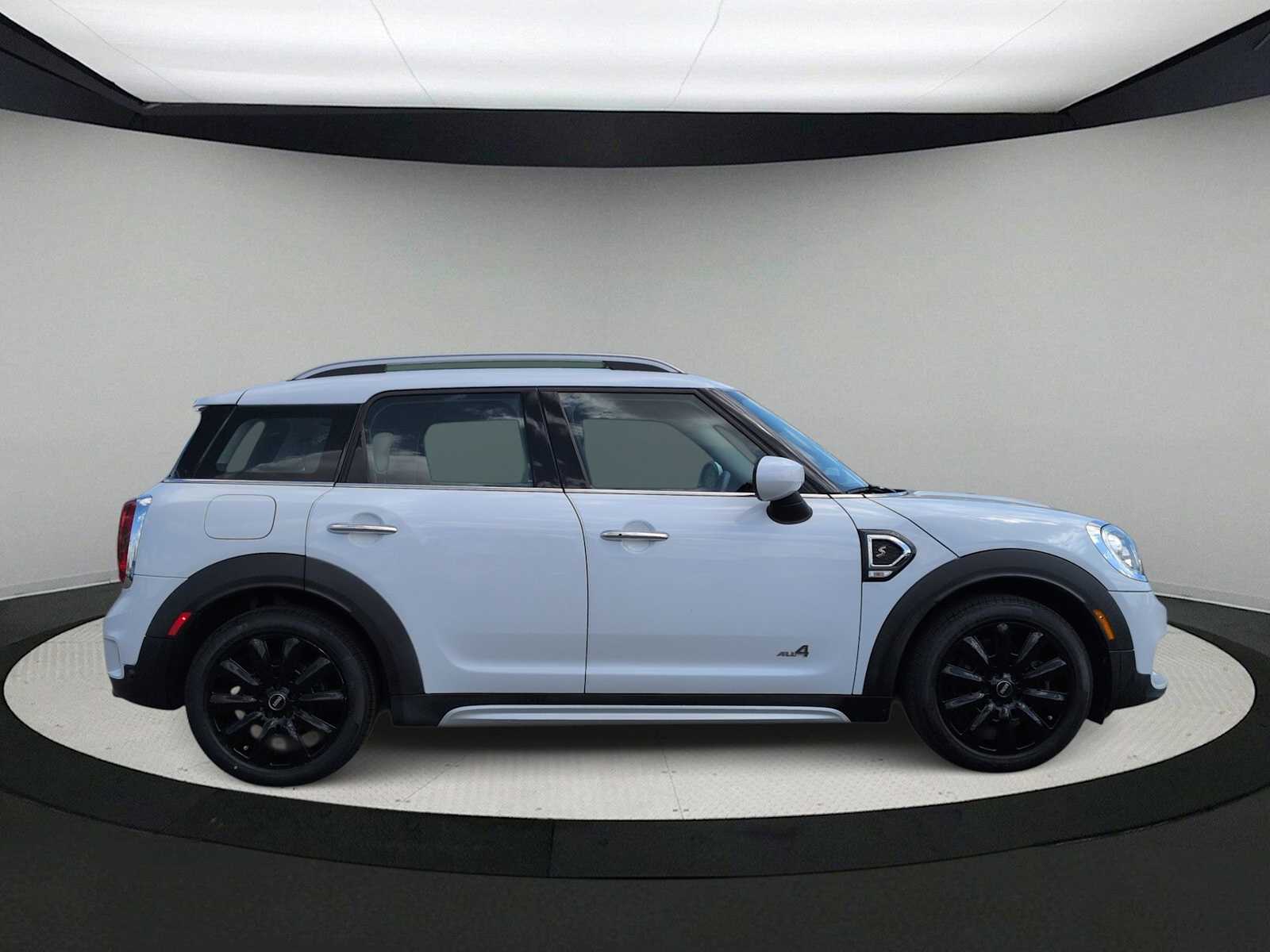 Thumbnail: 2020 MINI Cooper Countryman - 9