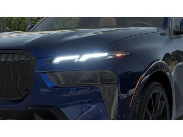 Thumbnail: 2026 BMW X7 - 6