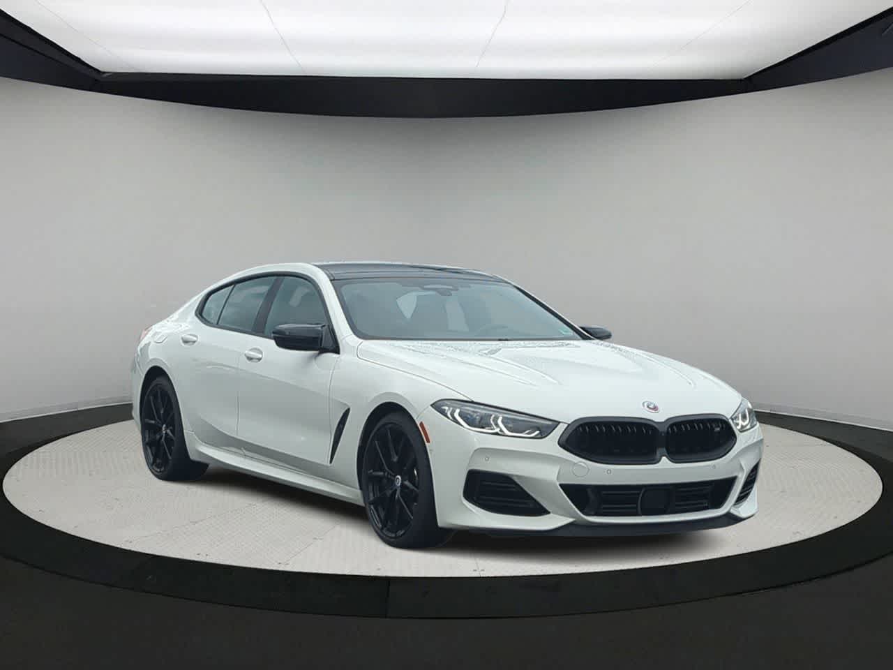 Thumbnail: 2023 BMW 8 Series - 1