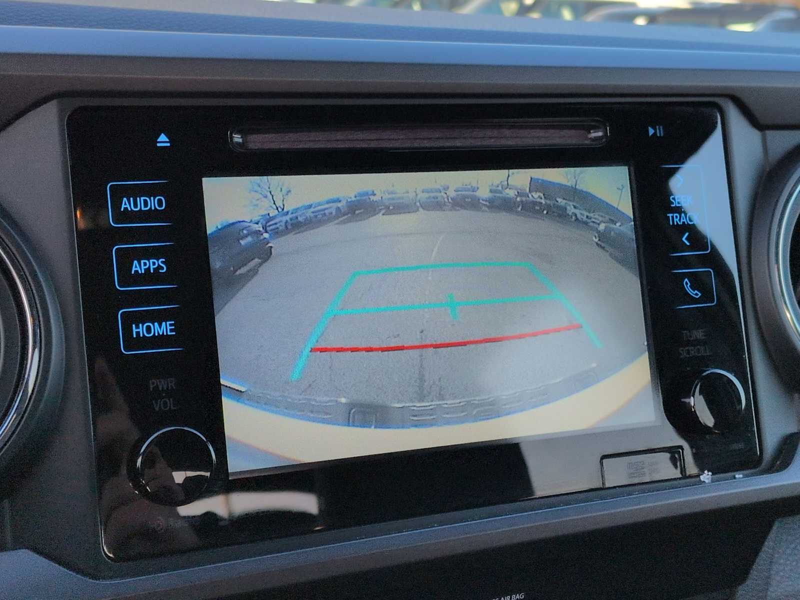 Thumbnail: 2019 Toyota Tacoma - 29