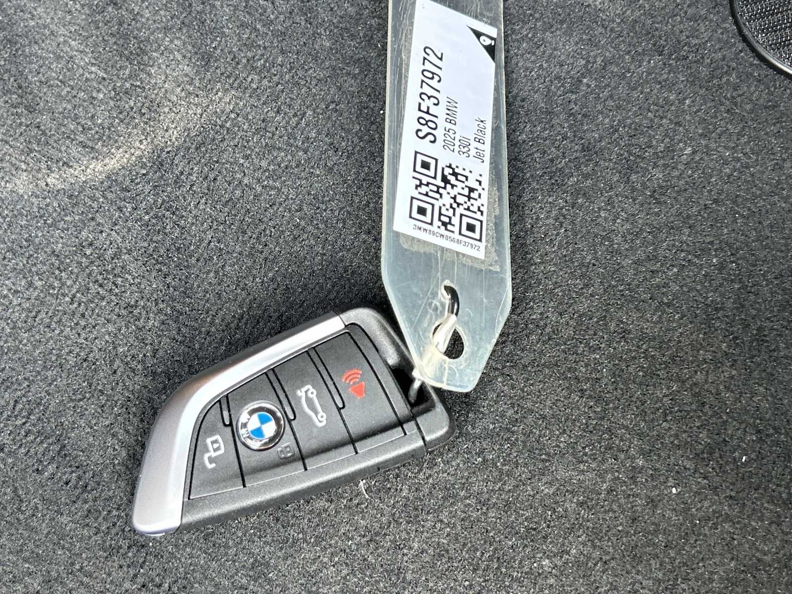 Thumbnail: 2025 BMW 3 Series - 37