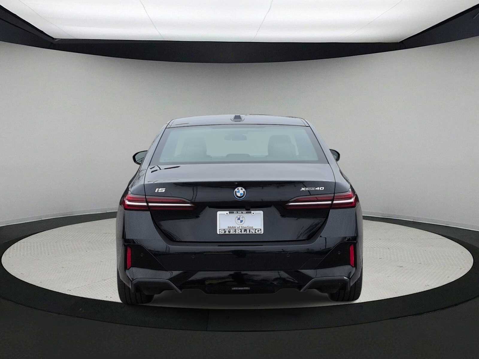 Thumbnail: 2025 BMW i5 - 7