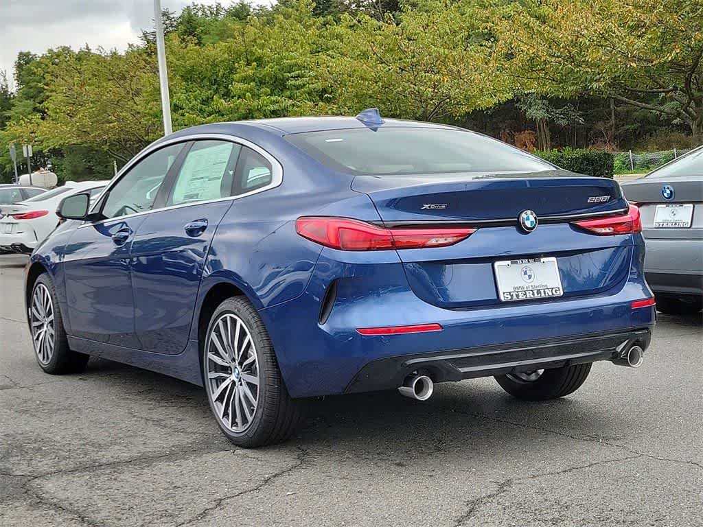 Thumbnail: 2024 BMW 2 Series - 4