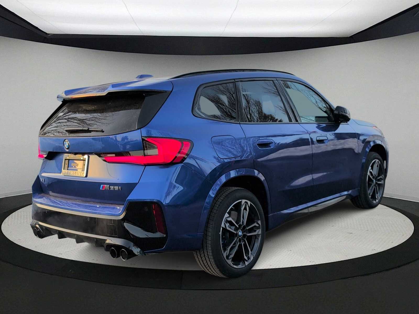 Thumbnail: 2026 BMW X1 - 8