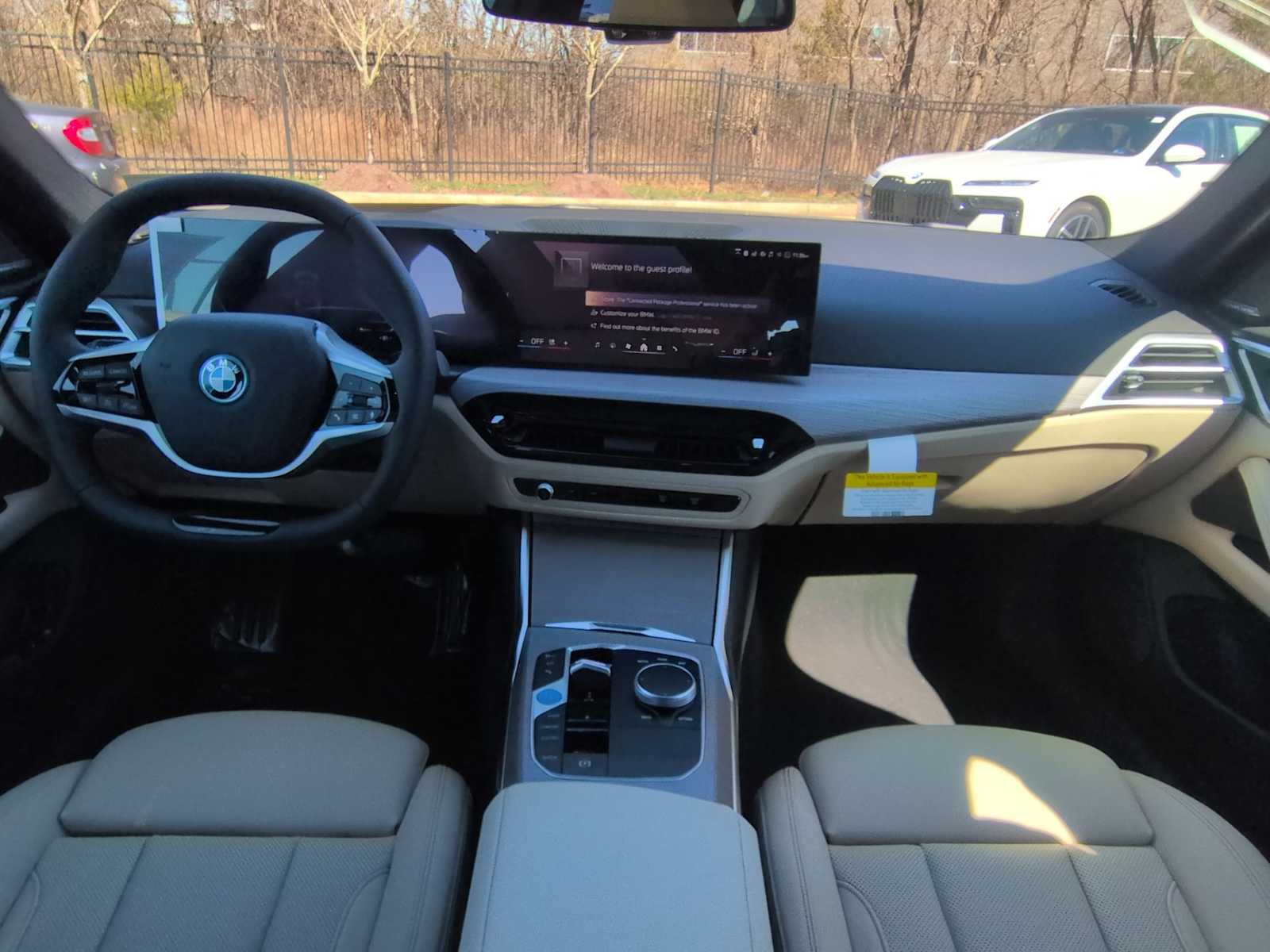 Thumbnail: 2026 BMW i4 - 16