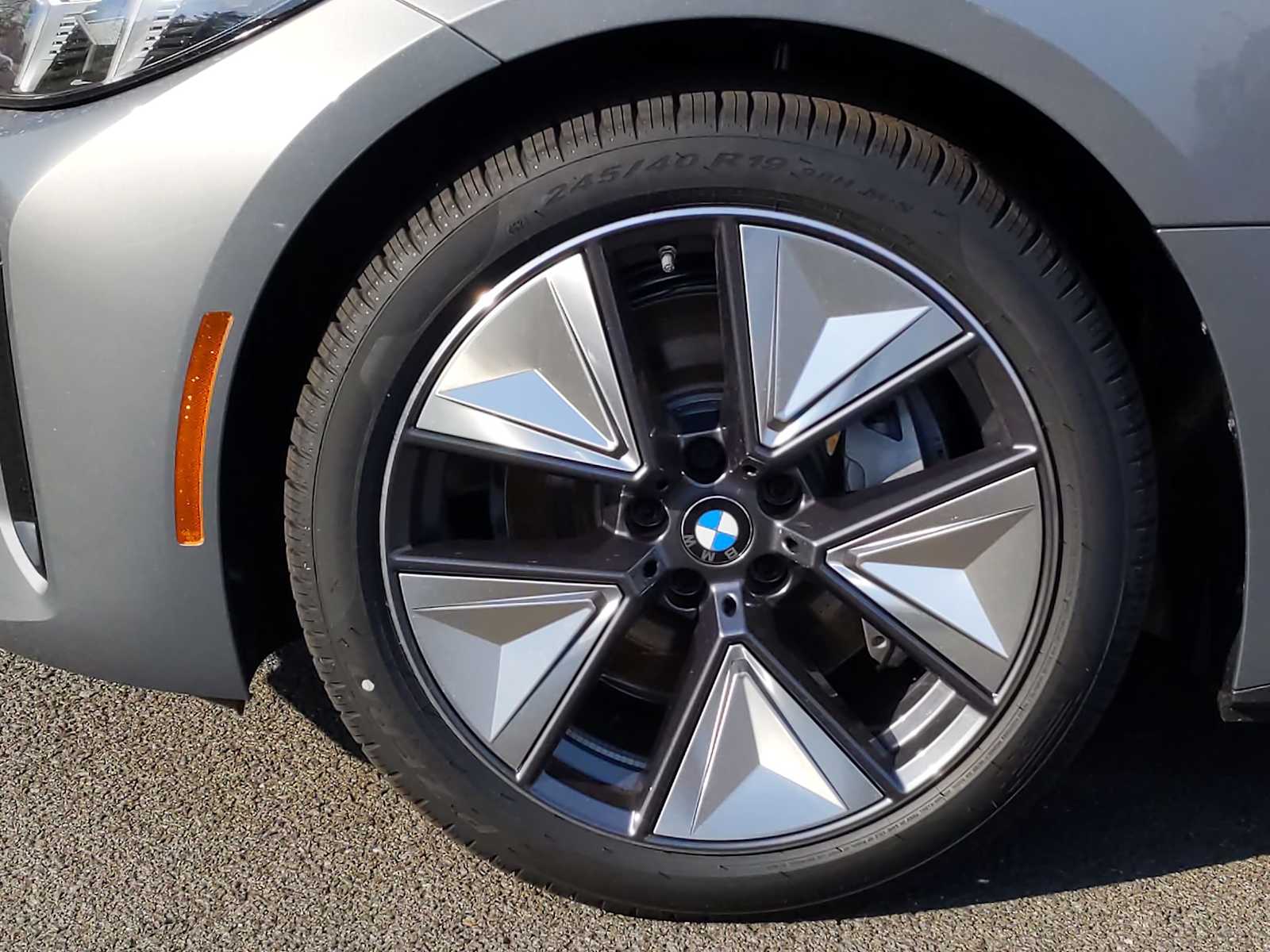 2025 BMW i4 eDrive40 5