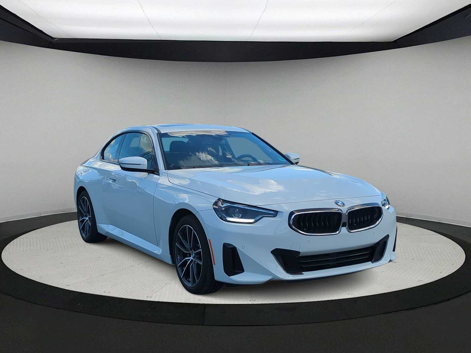 Thumbnail: 2024 BMW 2 Series - 2