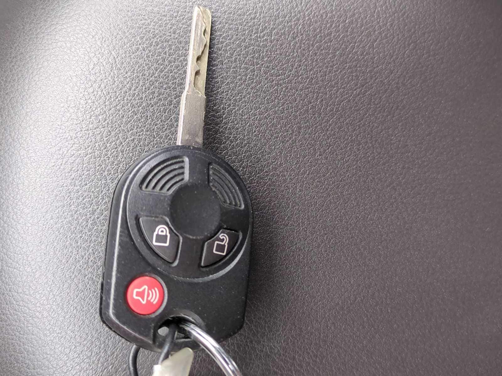 Thumbnail: 2014 Ford Escape - 34