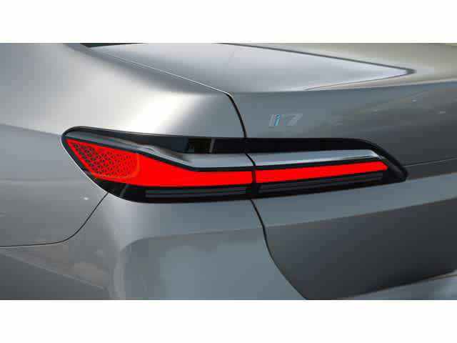 Thumbnail: 2025 BMW i7 - 8