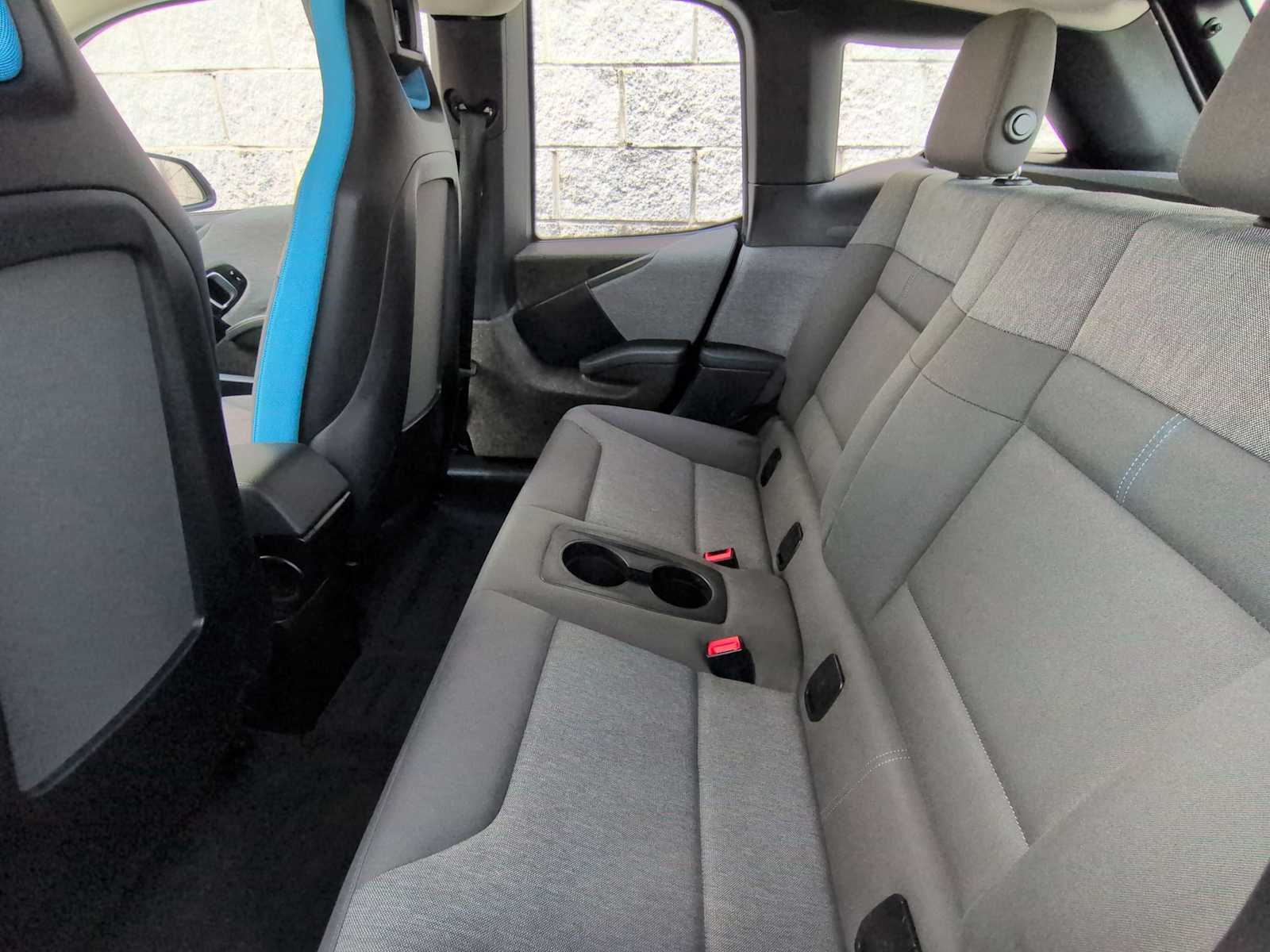 Thumbnail: 2016 BMW i3 - 19