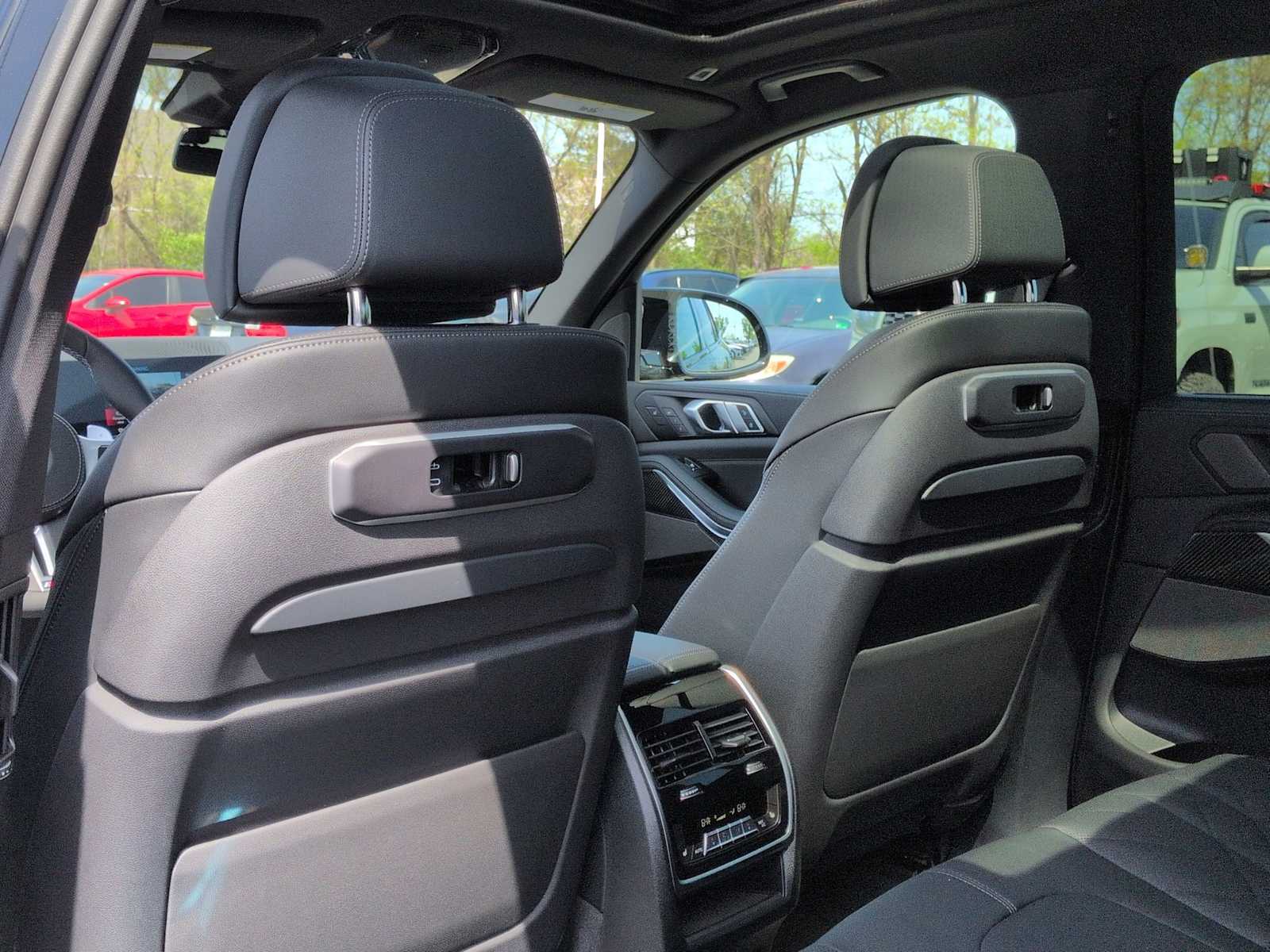 Thumbnail: 2026 BMW X5 - 19