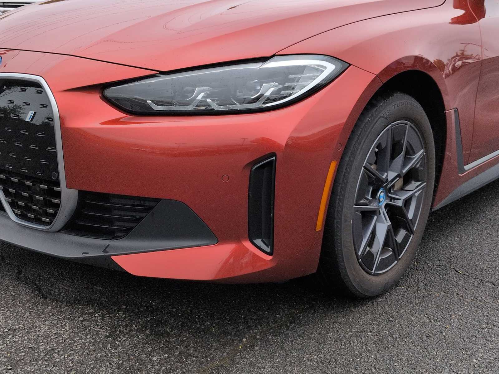 Thumbnail: 2023 BMW i4 - 11