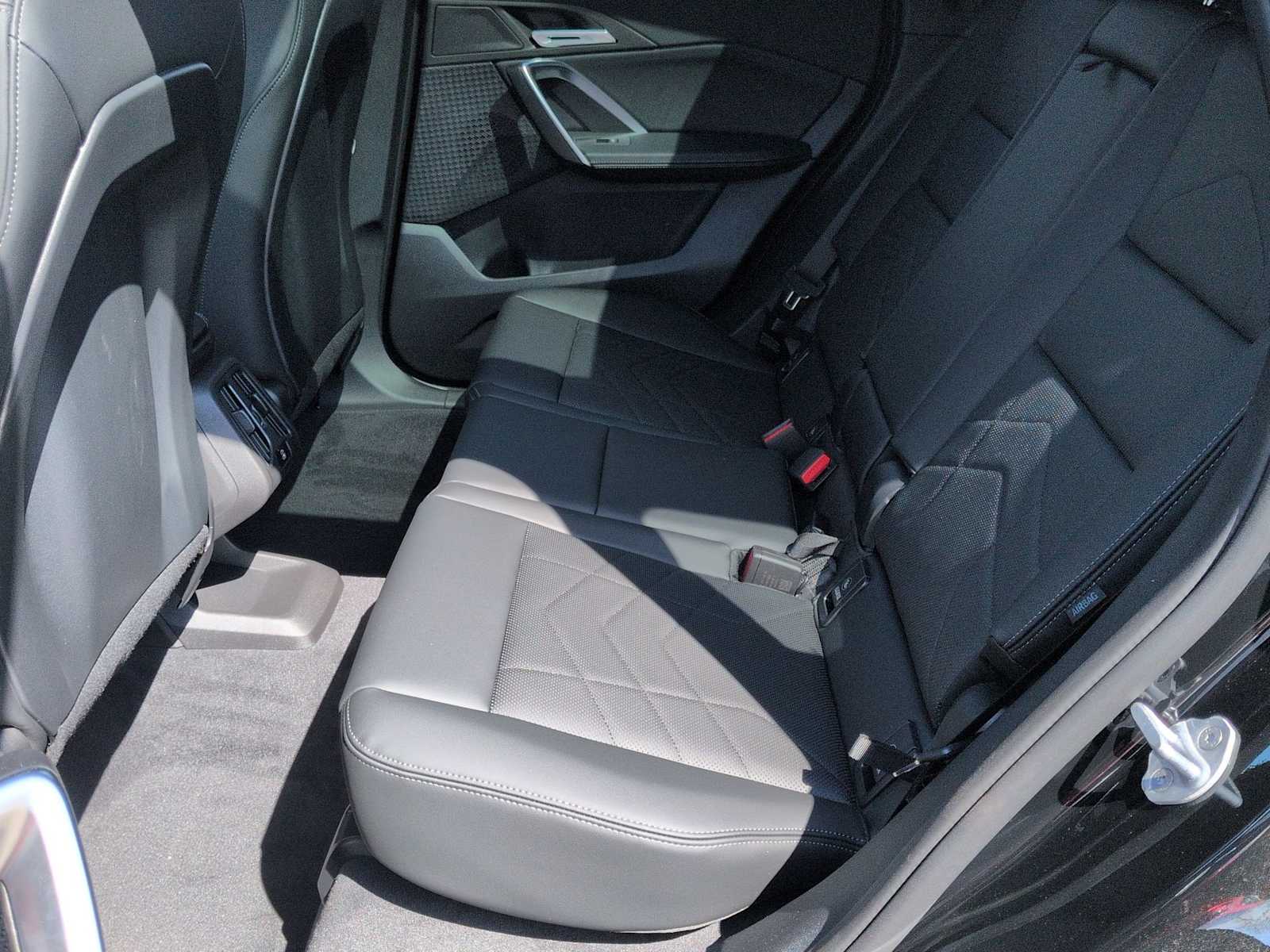 Thumbnail: 2026 BMW X1 - 21