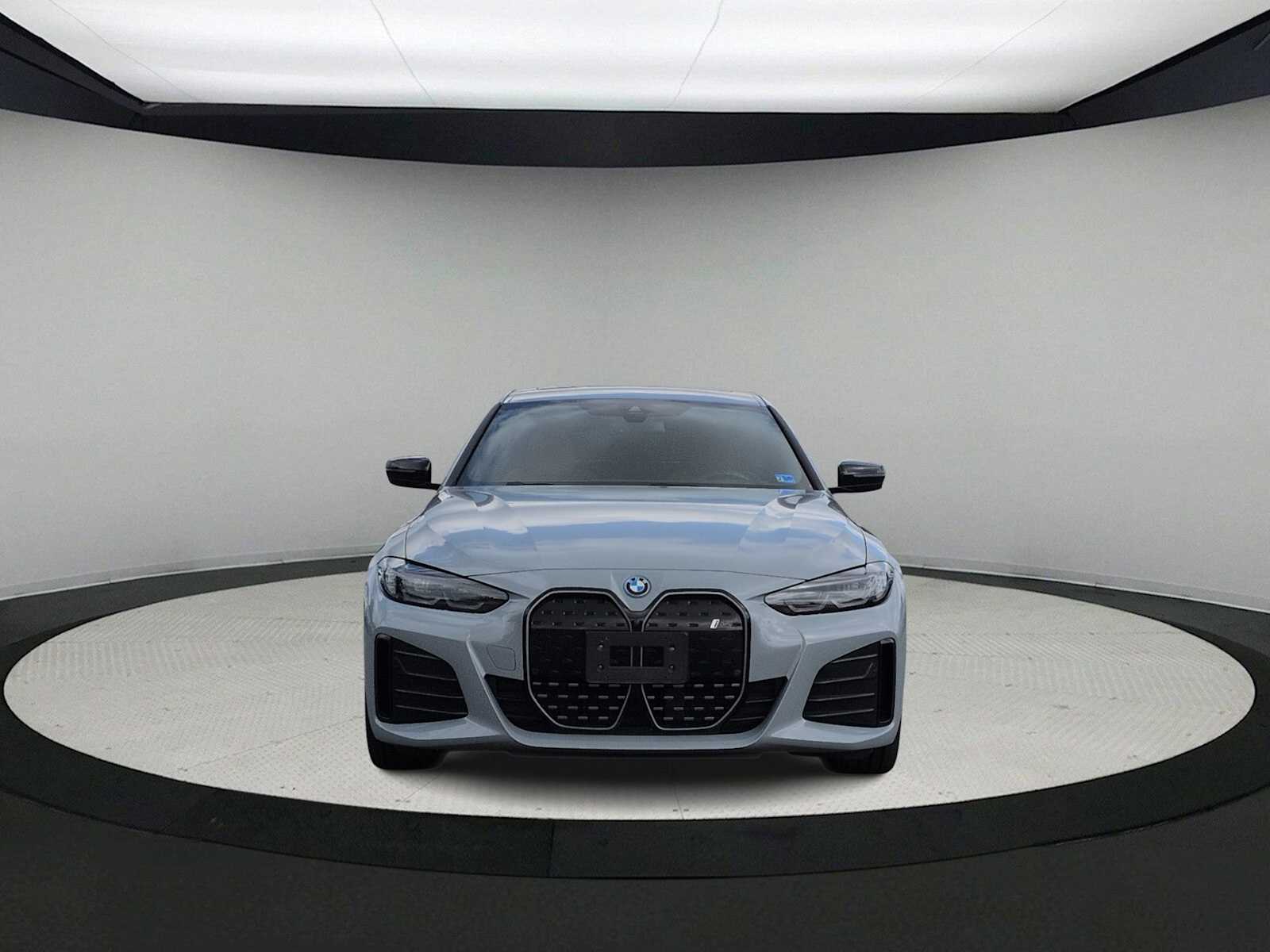 Thumbnail: 2024 BMW i4 - 3