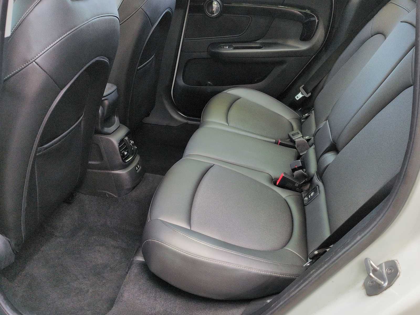 Thumbnail: 2020 MINI Cooper Countryman - 21