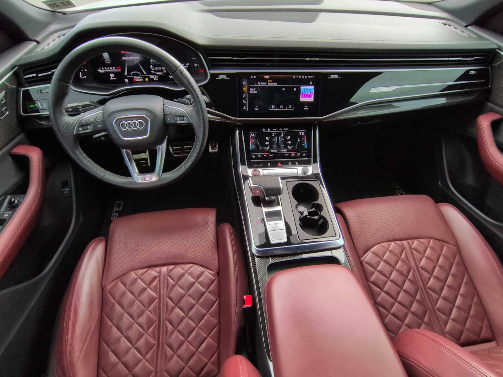 Thumbnail: 2023 Audi SQ8 - 16