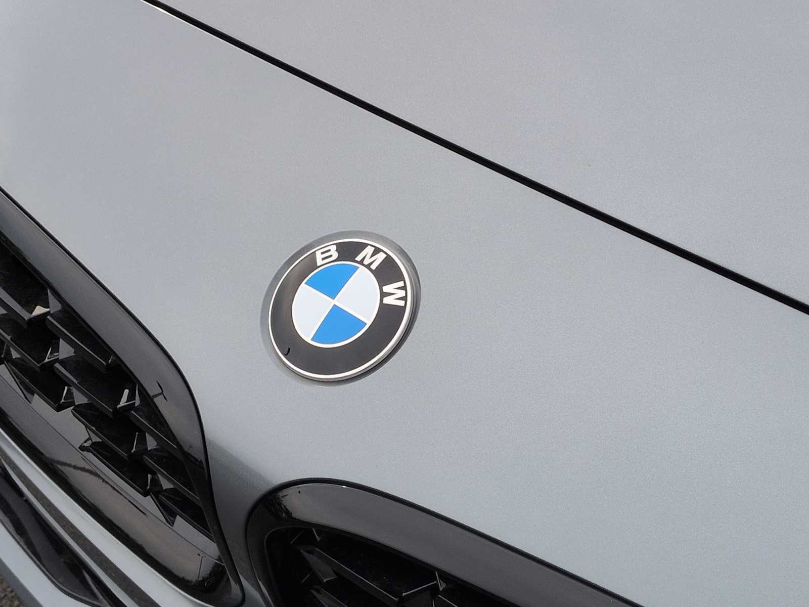 Thumbnail: 2026 BMW Z4 - 13