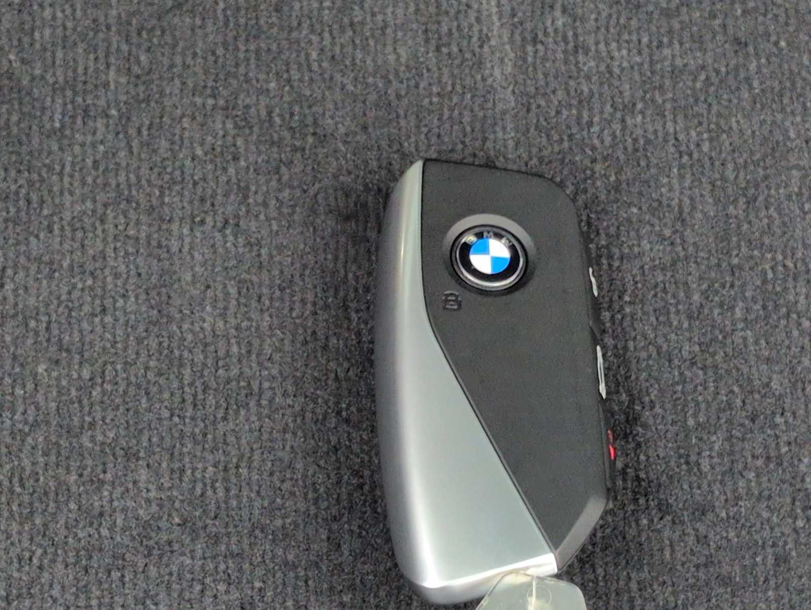 Thumbnail: 2026 BMW X5 - 36