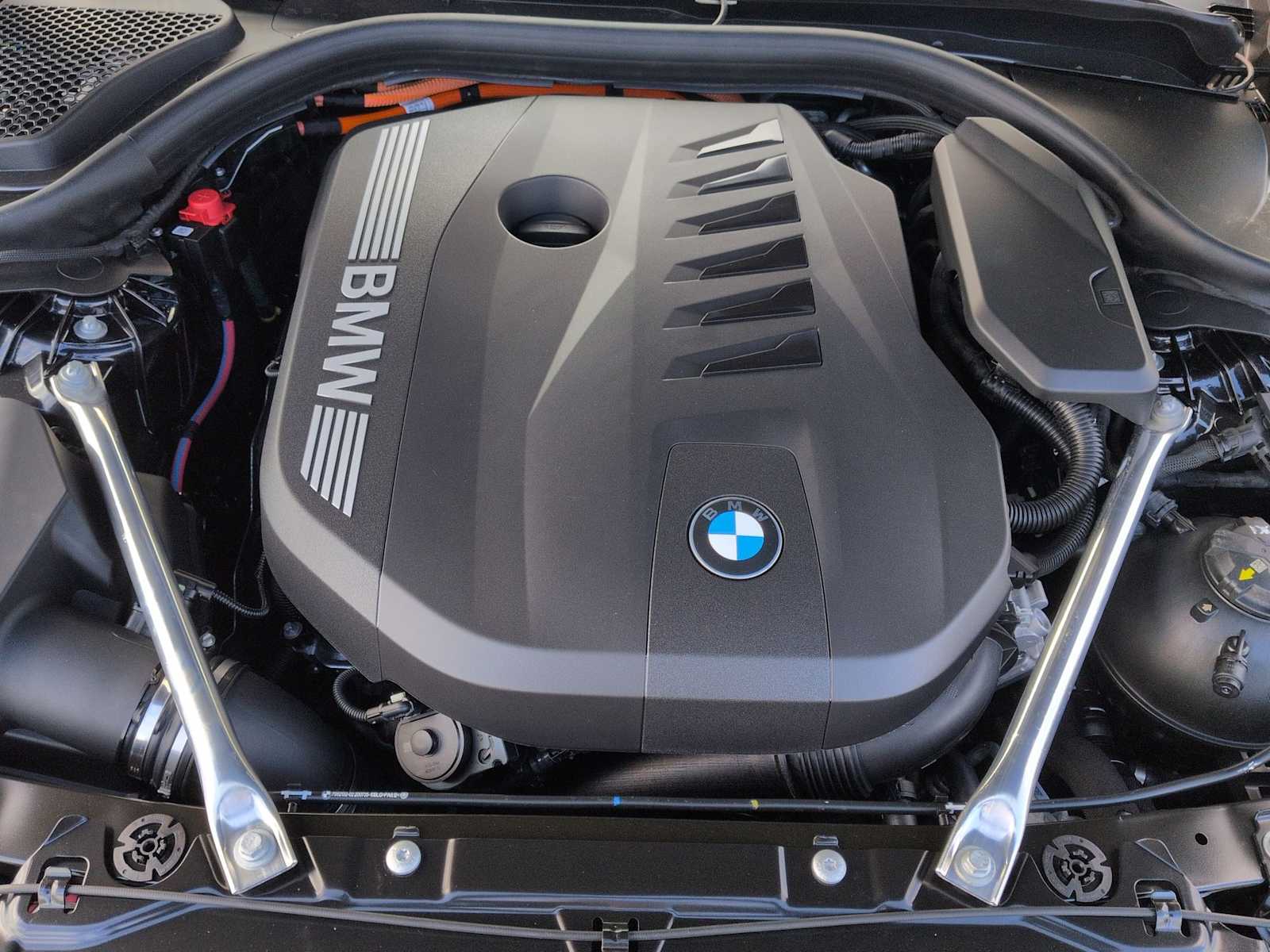 Thumbnail: 2026 BMW 5 Series - 15