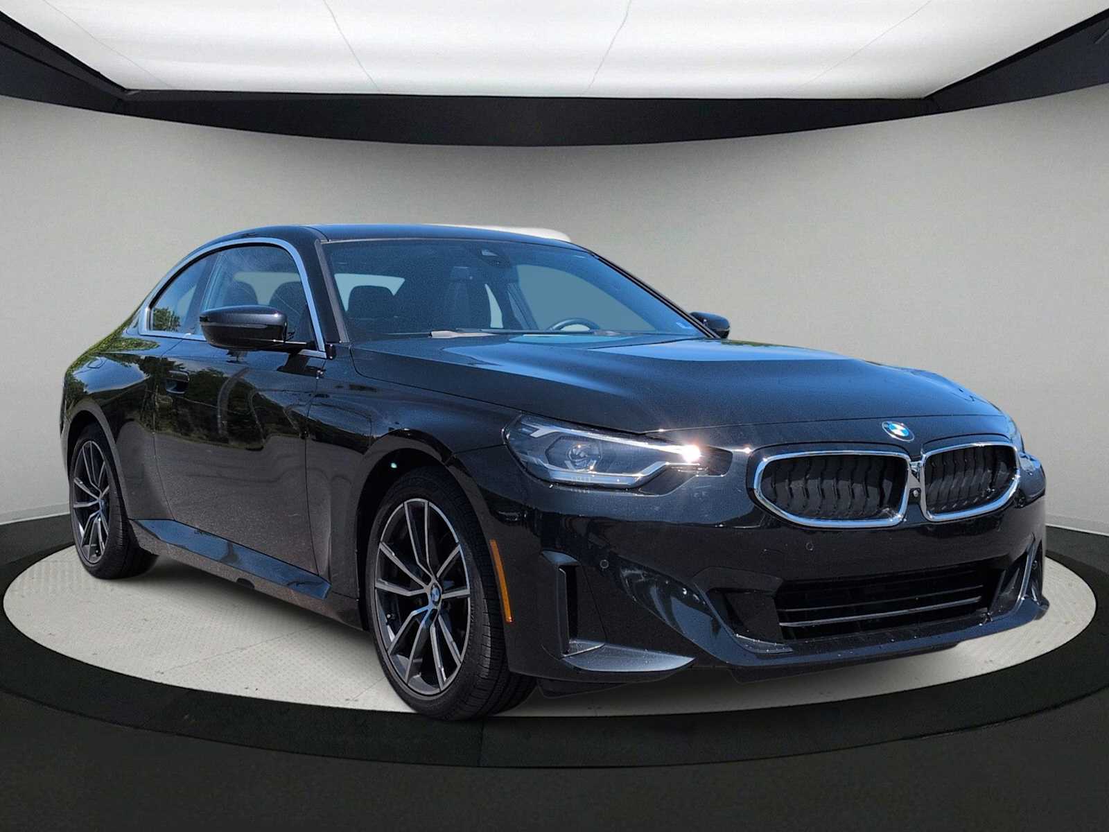 Thumbnail: 2023 BMW 2 Series - 2