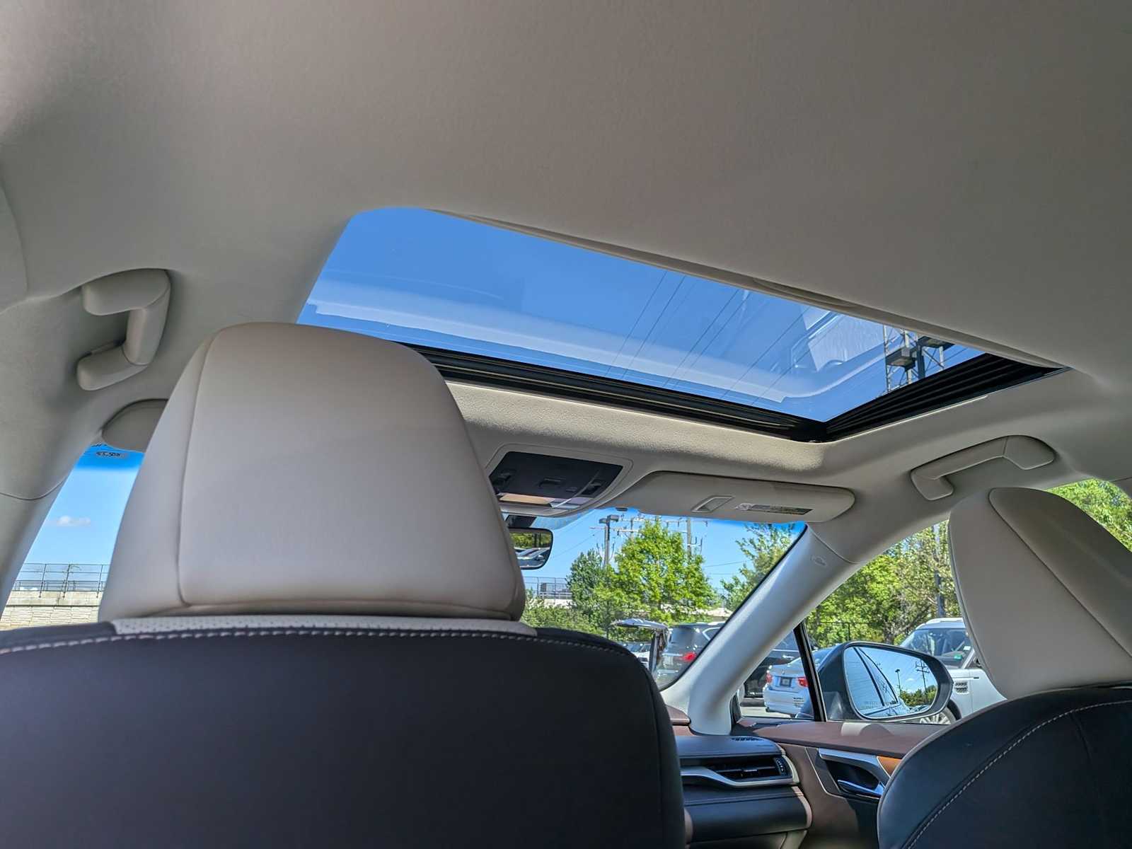 Thumbnail: 2016 Lexus RX - 23