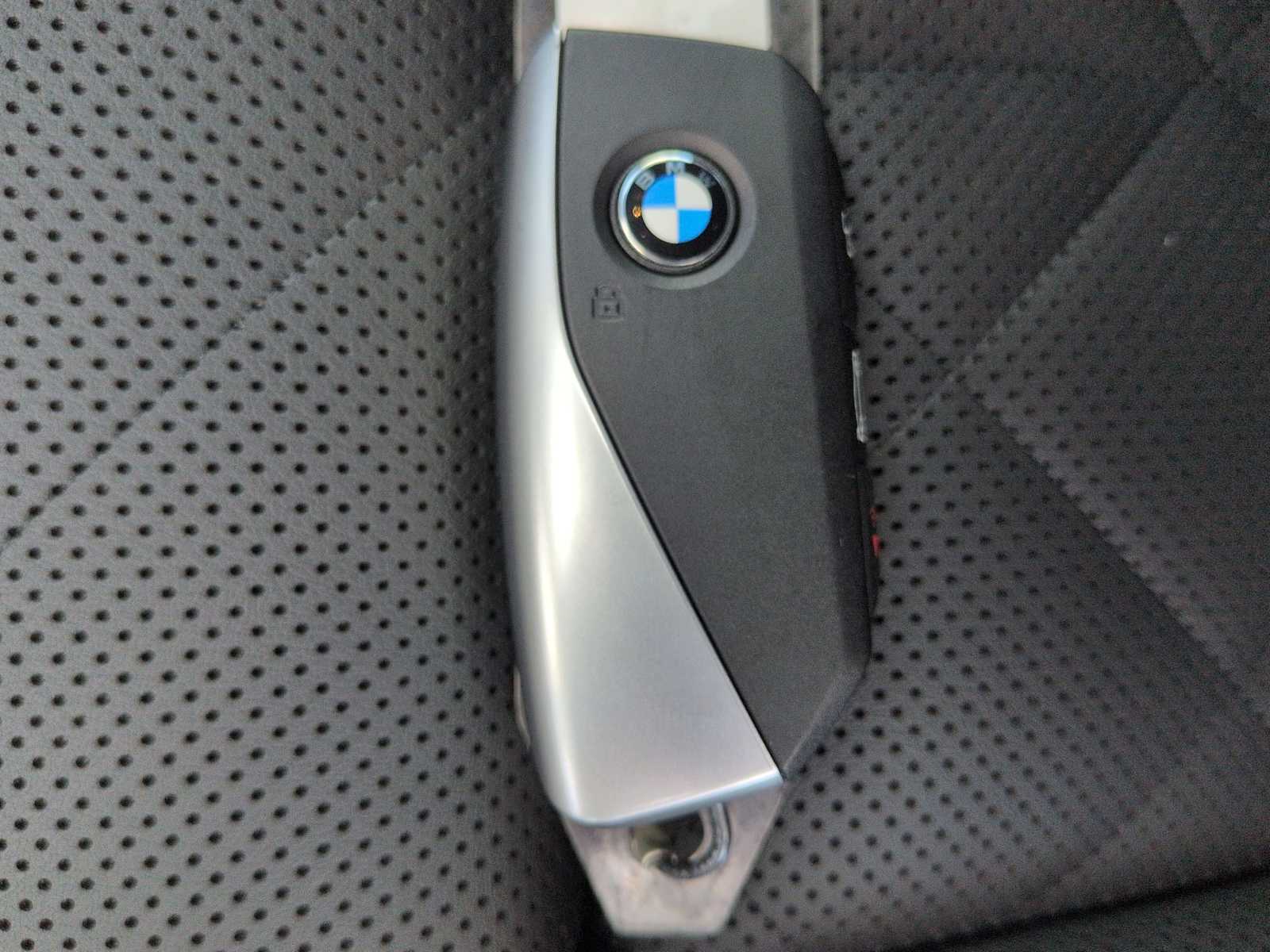 Thumbnail: 2026 BMW X5 - 37