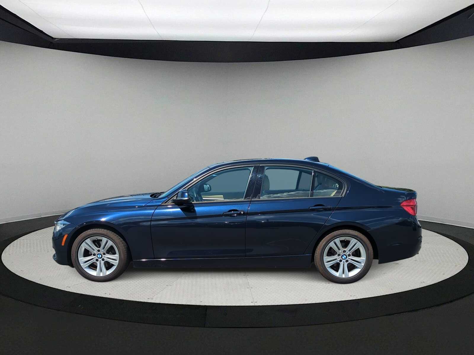 Thumbnail: 2016 BMW 3 Series - 5