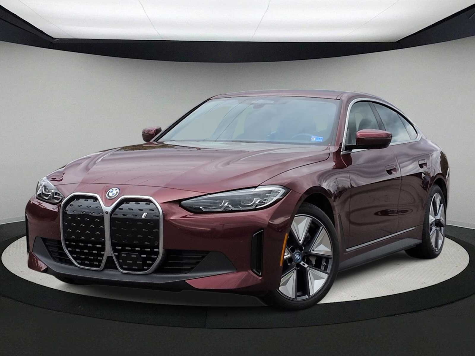 Thumbnail: 2023 BMW i4 - 1