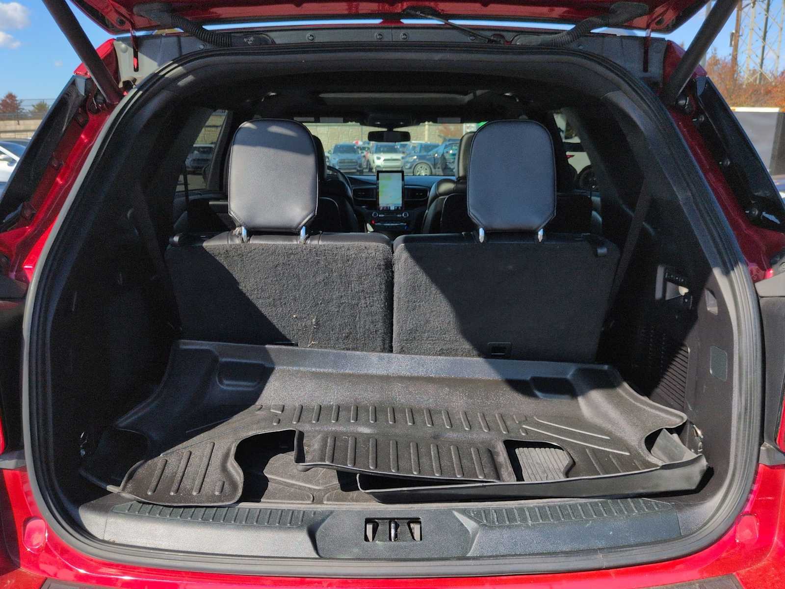 Thumbnail: 2020 Ford Explorer - 37