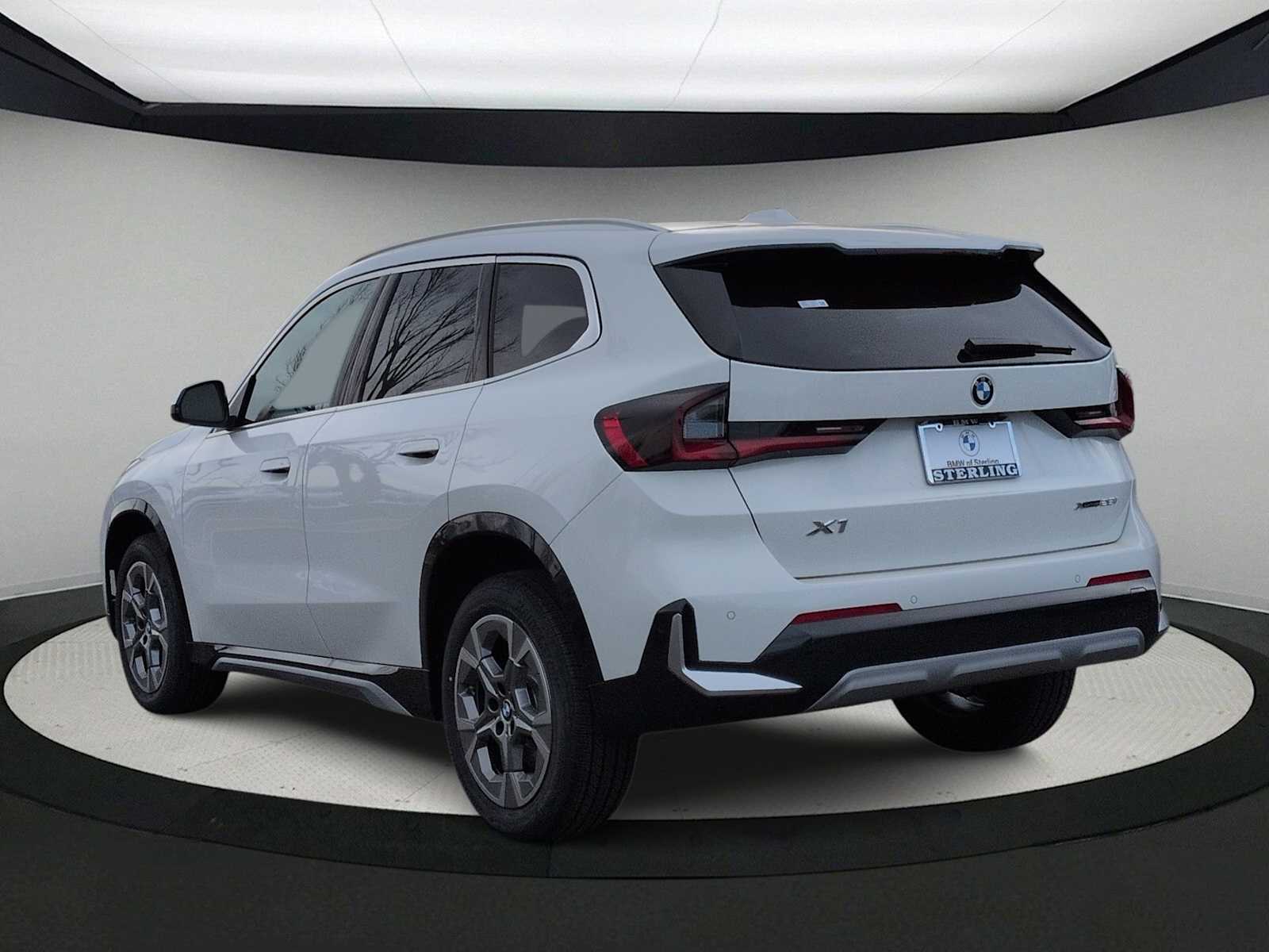 Thumbnail: 2026 BMW X1 - 6