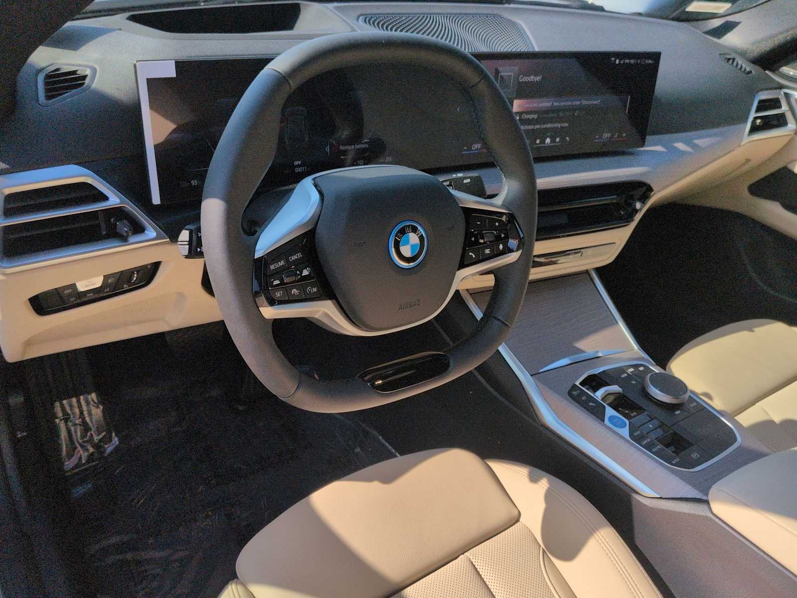 Thumbnail: 2026 BMW i4 - 10