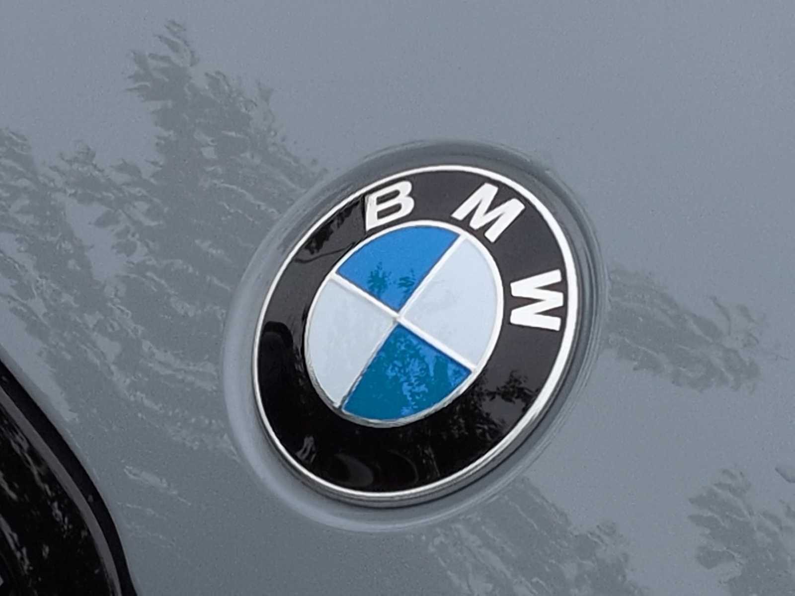 Thumbnail: 2026 BMW 3 Series - 12
