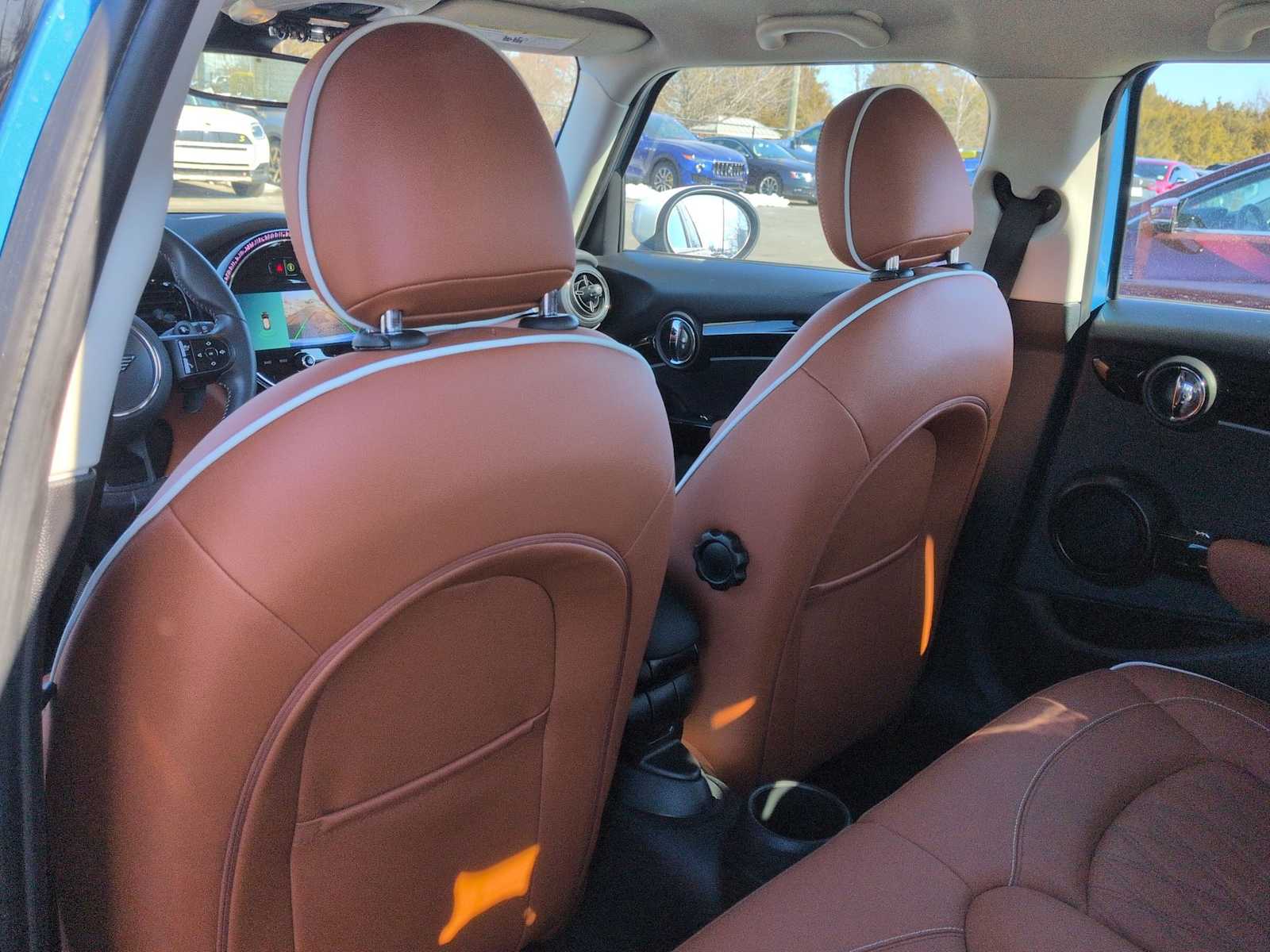 Thumbnail: 2023 MINI Cooper Hardtop - 19