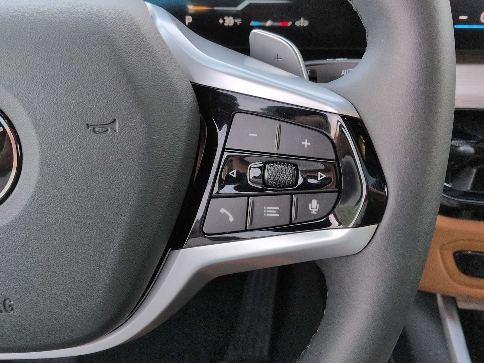 Thumbnail: 2025 BMW 3 Series - 27