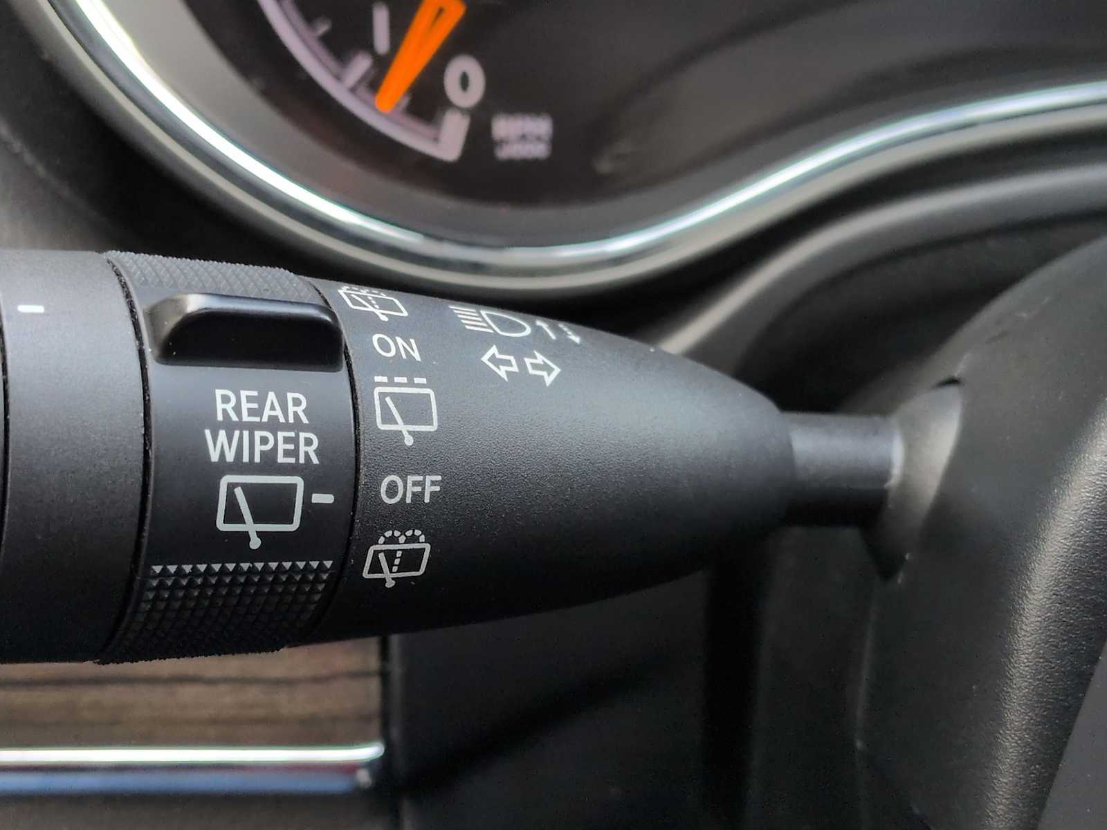 Thumbnail: 2018 Jeep Grand Cherokee - 29