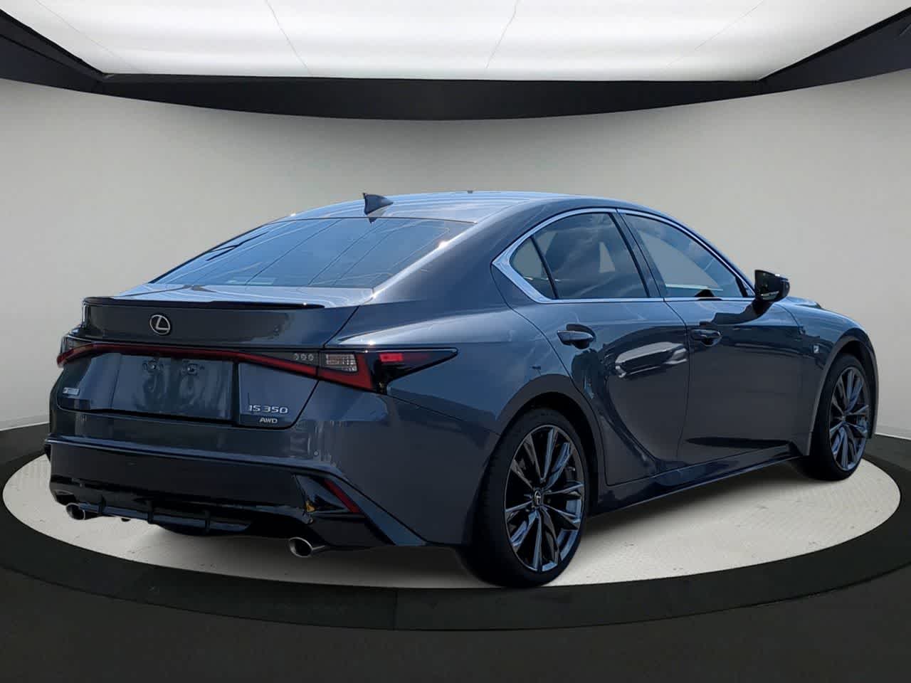 Thumbnail: 2021 Lexus IS - 8
