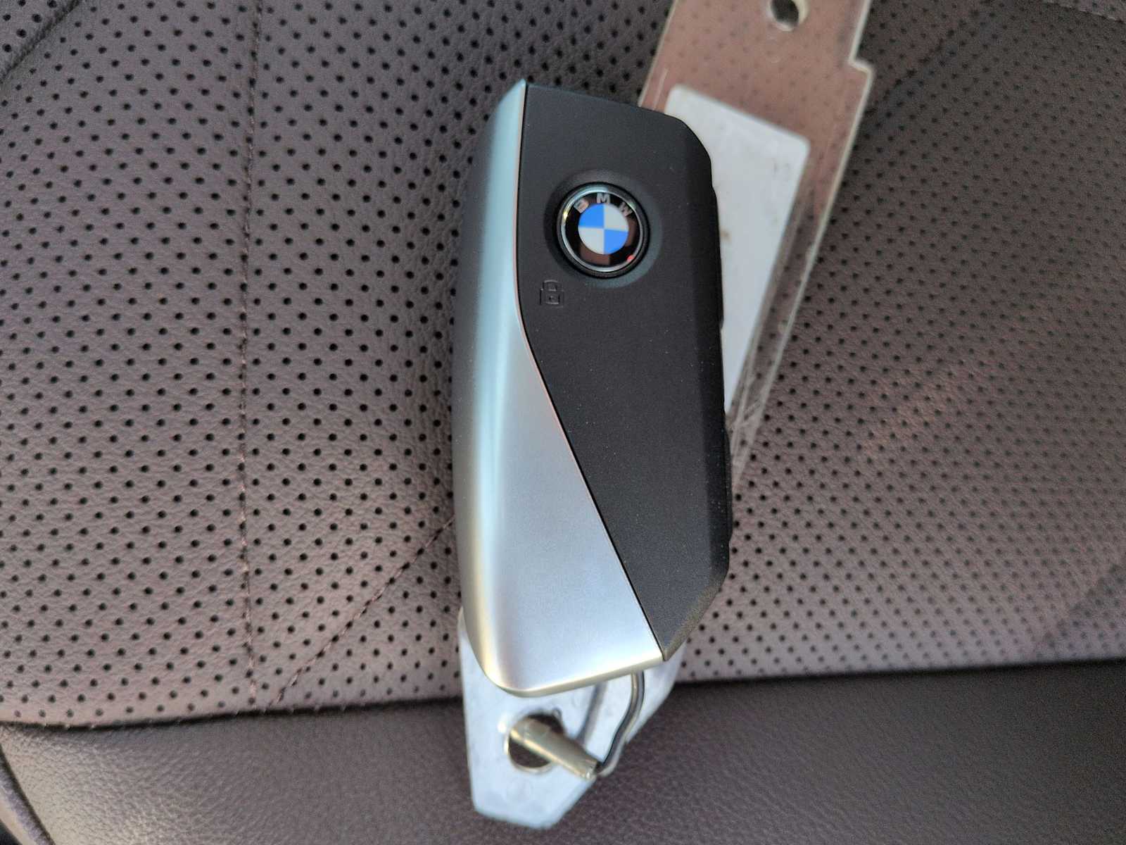 Thumbnail: 2026 BMW iX - 37