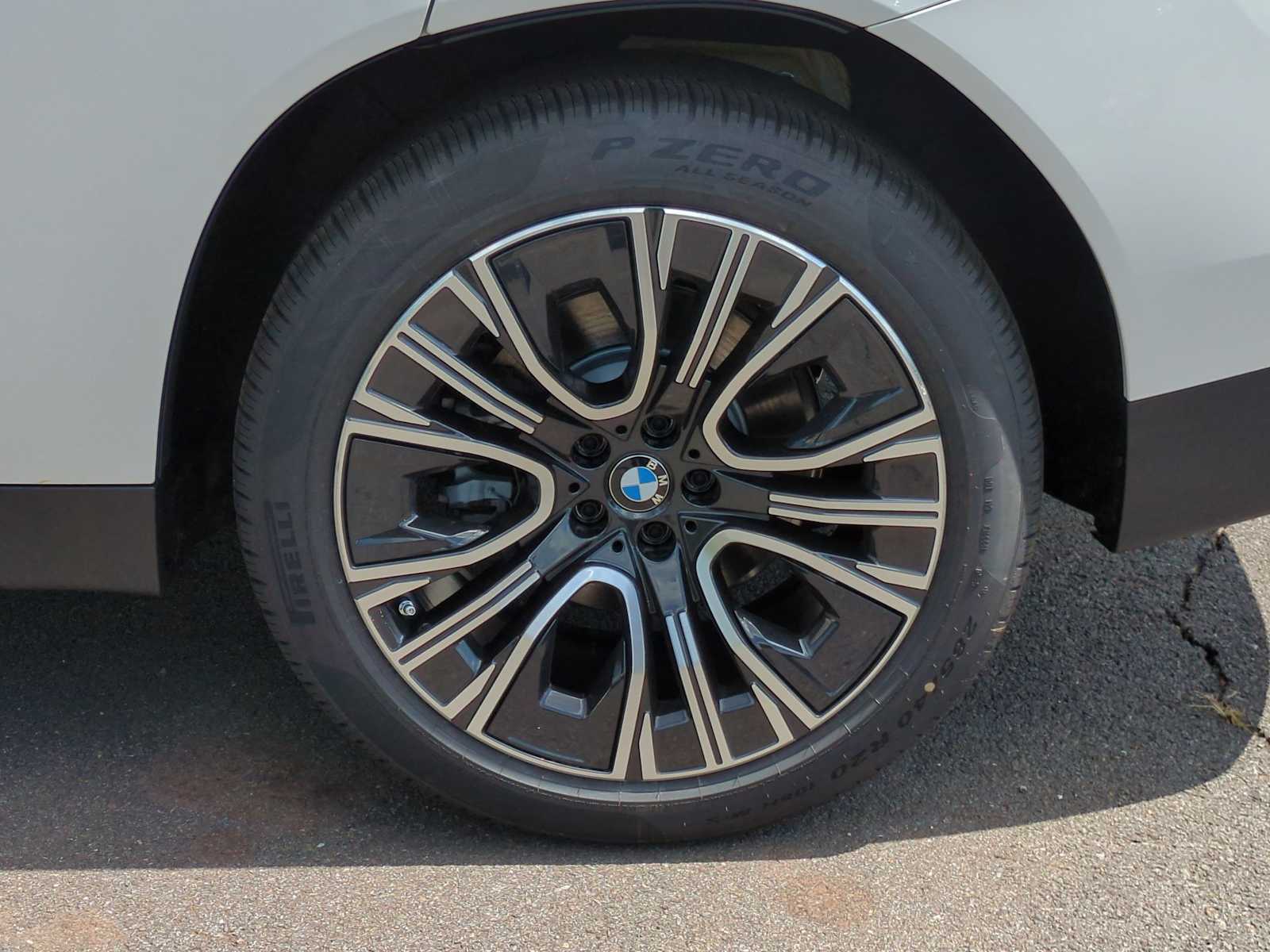 Thumbnail: 2025 BMW X3 - 13